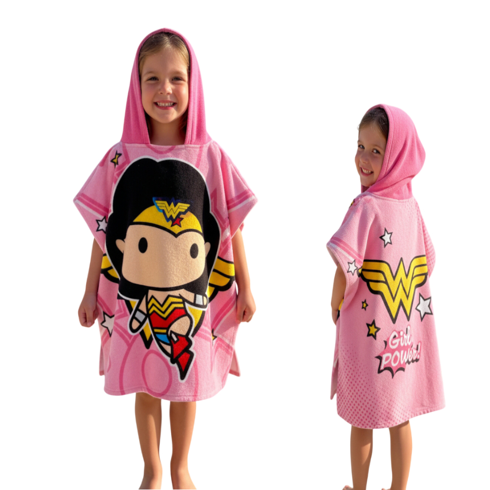 TOALLA PONCHO INFANTIL CON CAPUCHA ROSADA SECADO RÁPIDO DISEÑO HEROÍNA - 5