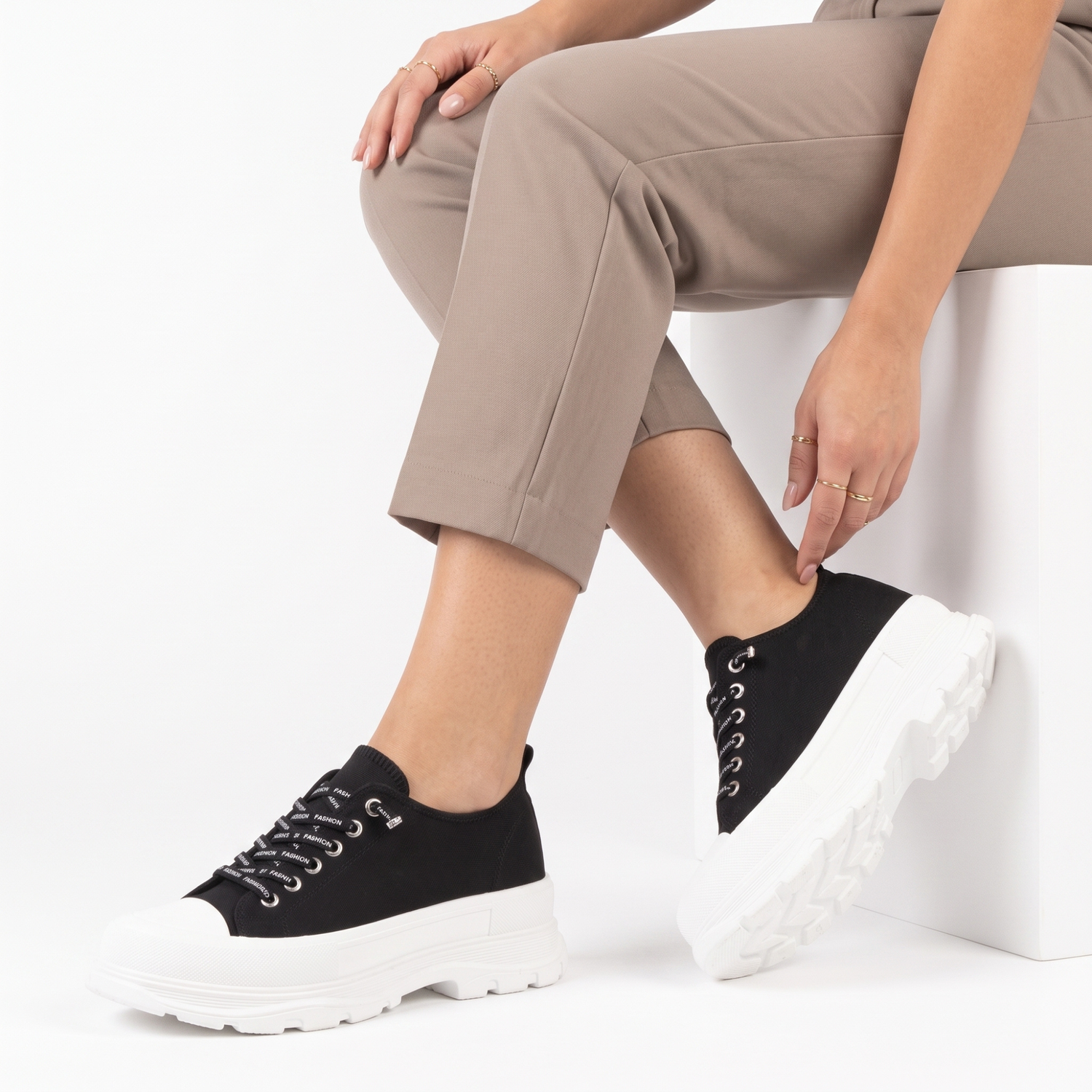 ZAPATILLA MUJER STHEF URBANA NEGRO 7568 TXTL MULTICOLOR 1088281 - 4