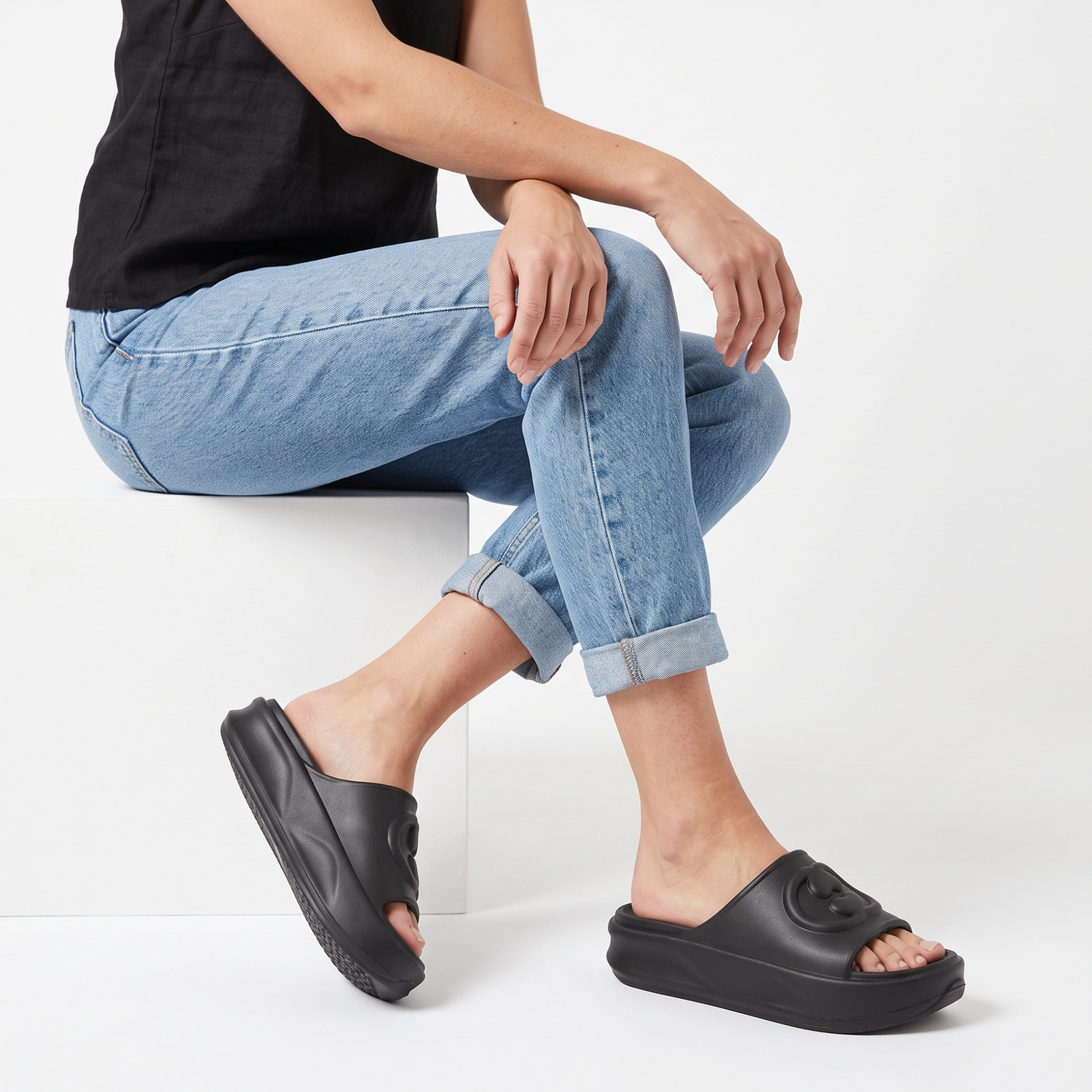 SANDALIA MUJER STHEF CASUAL NEGRO 7886 COLOR NEGRO - 1108414 - 4