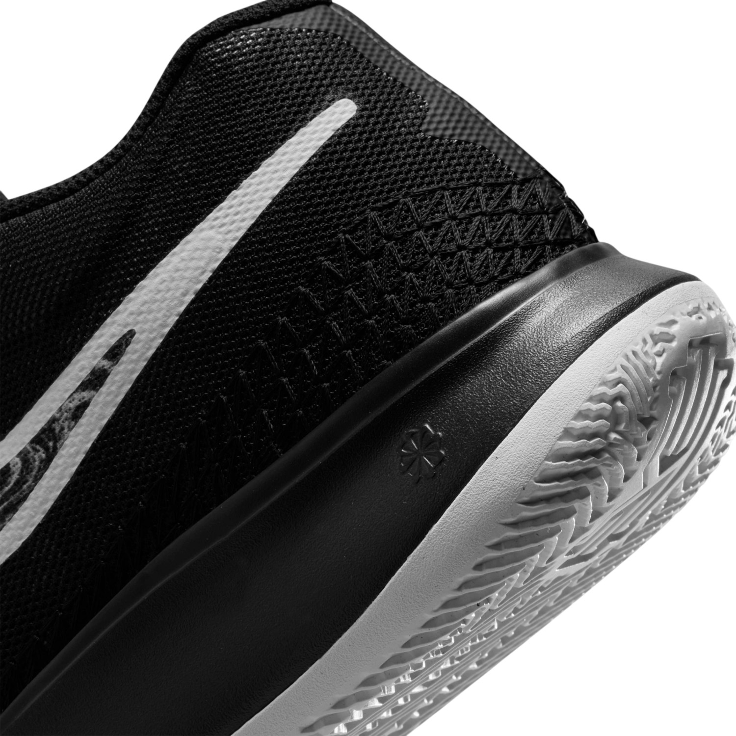 ZAPATILLA NIKE KYRIE FLYTRAP VI DM1125 001 NEGRO HOMBRE - 6