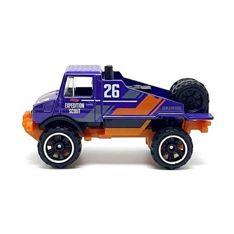 HOT WHEELS MERCEDES-BENZ UNIMOG 1300L - 3