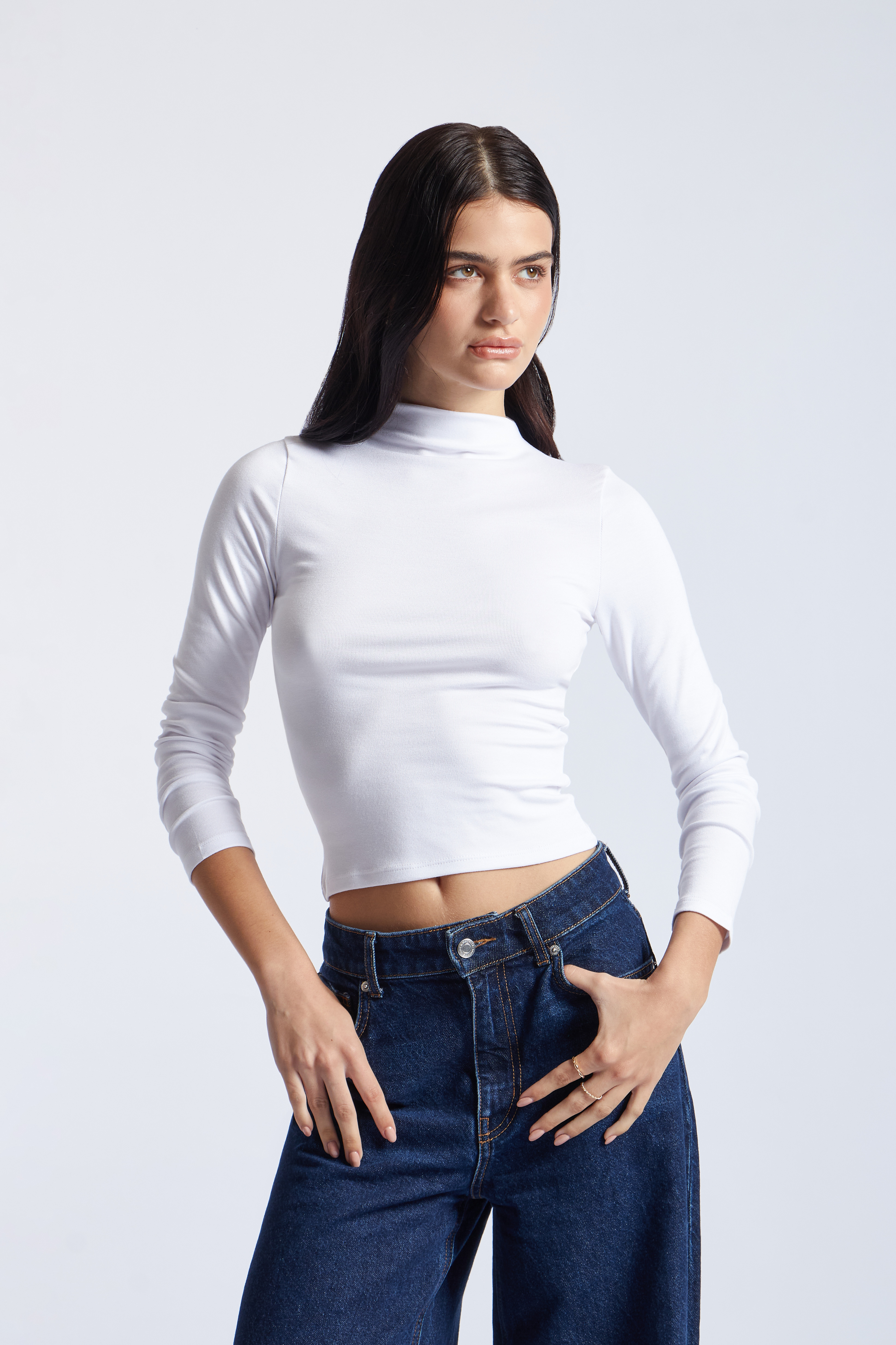 CAMISETA CUELLO ALTO - 1