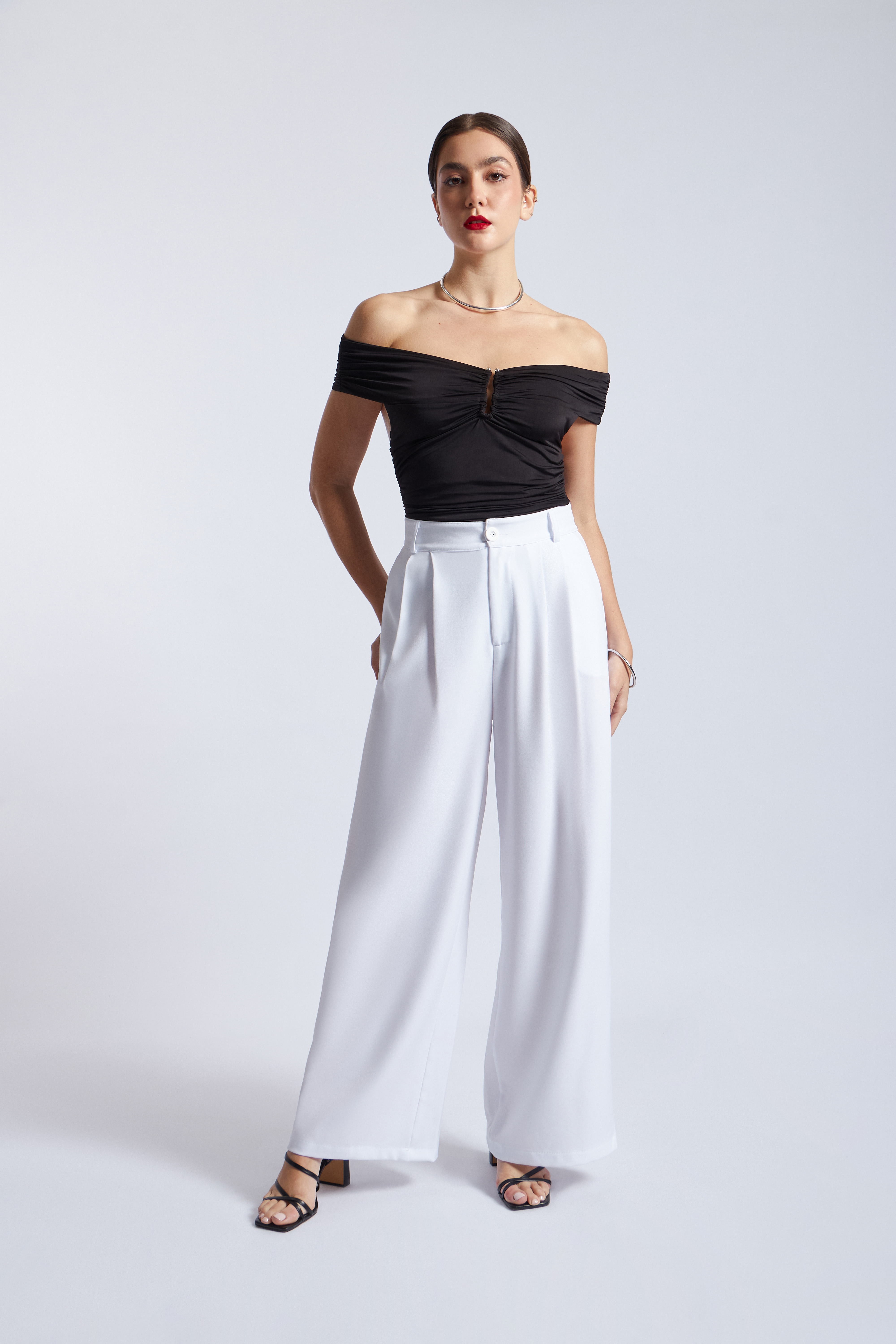 BODY OFF SHOULDER DRAPEADO CON ADORNO - 4