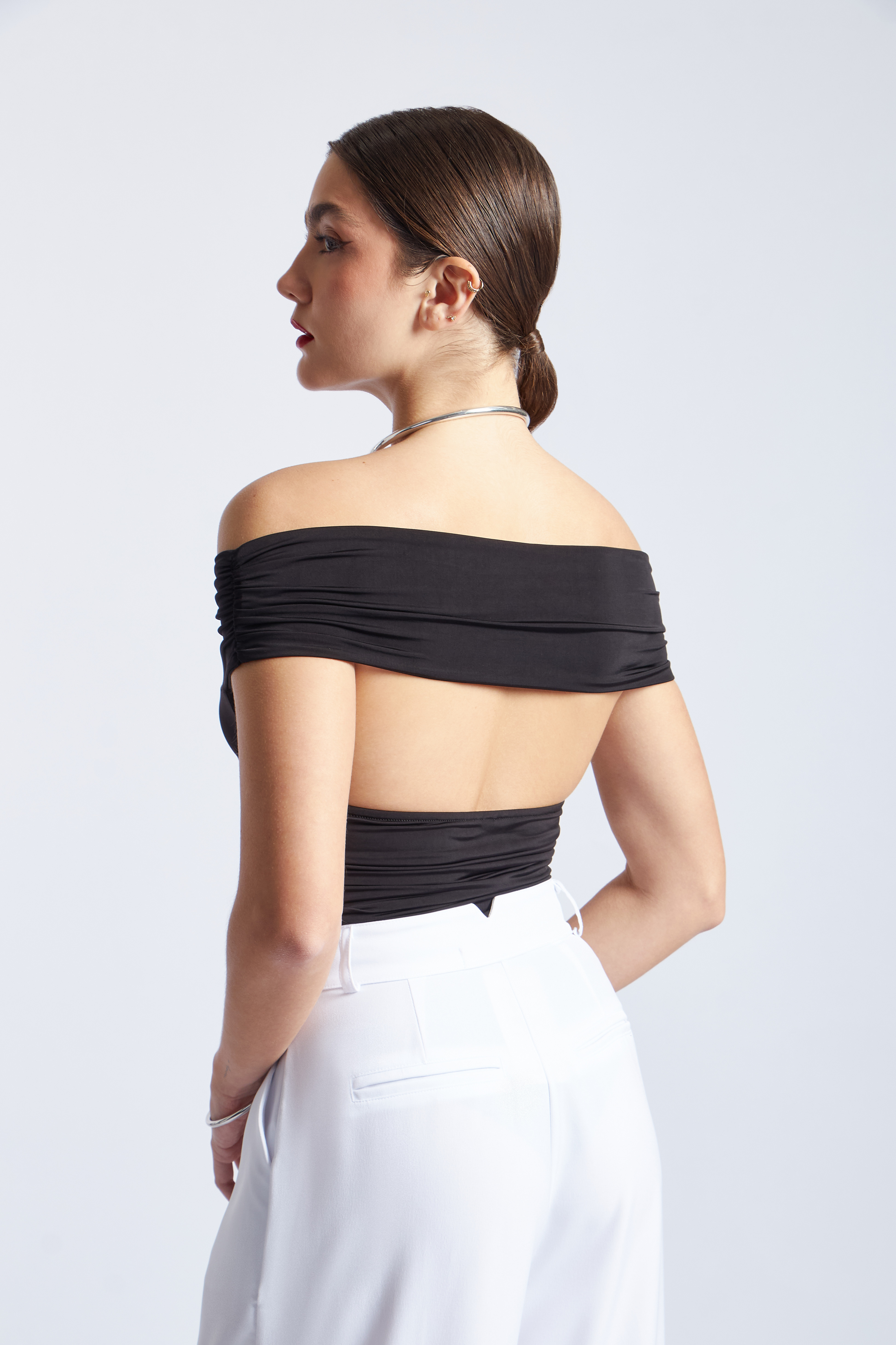 BODY OFF SHOULDER DRAPEADO CON ADORNO - 5