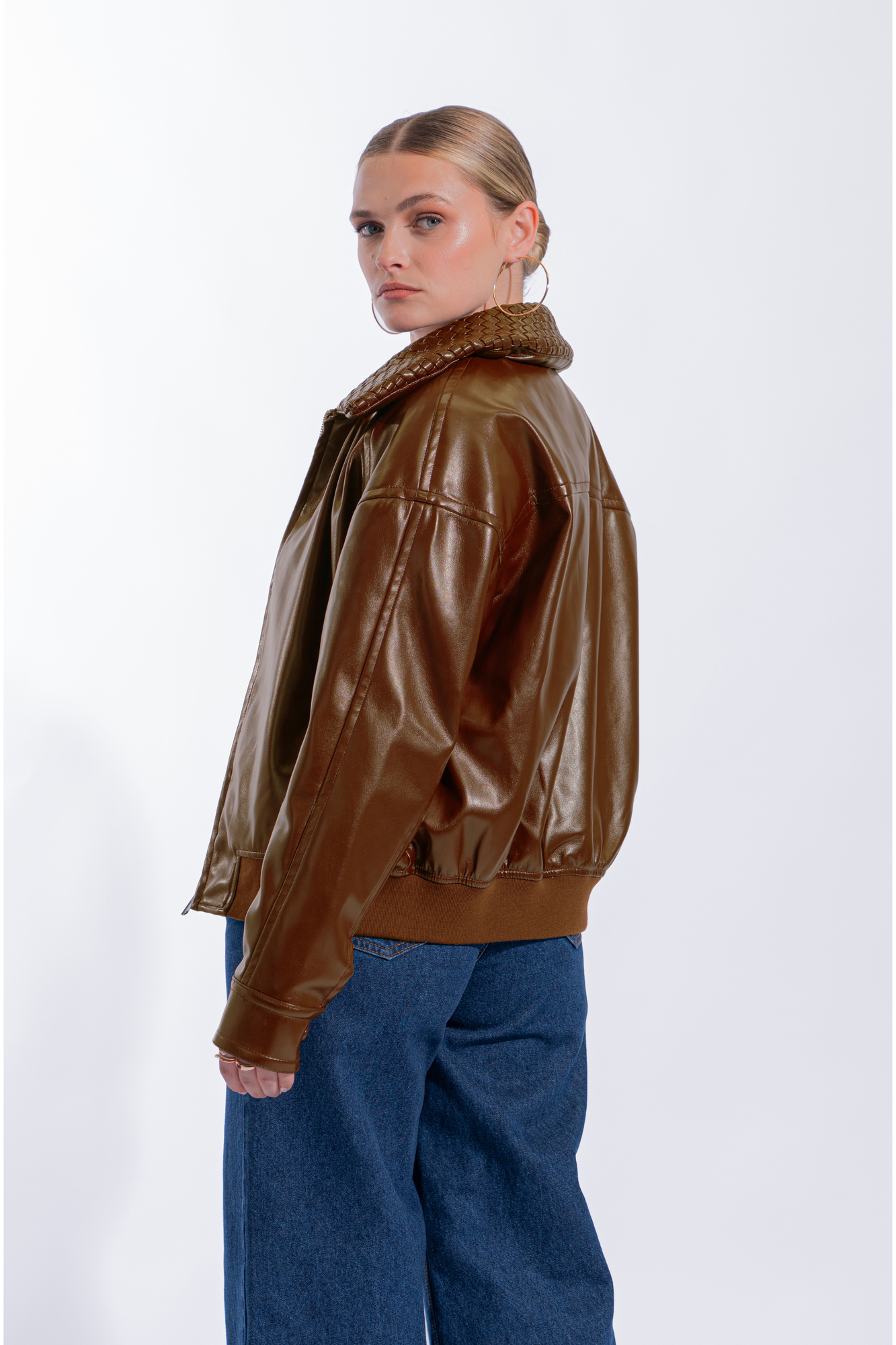 CASACA LEATHER CUELLO TEXTURA - 4
