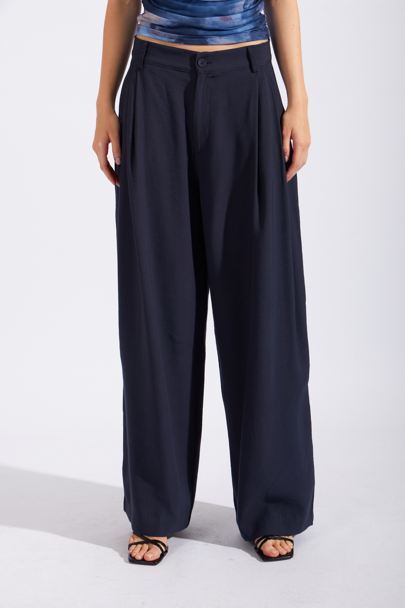 PANTALÓN FLUIDO PLIEGUE - 1