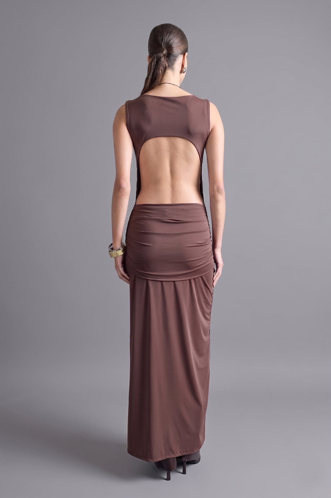 VESTIDO DRAPEADO CON CAÍDA - 4