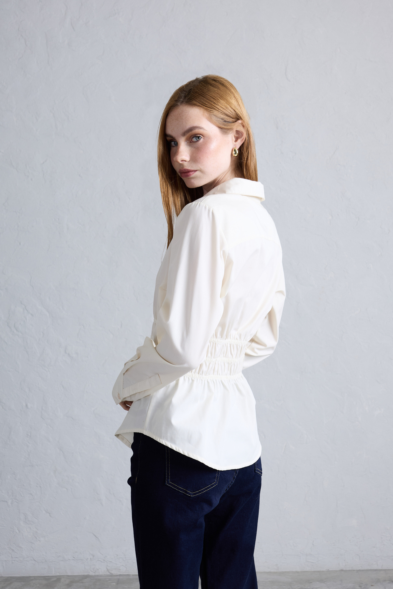 BLUSA CLÁSICA CINTURÓN - 3