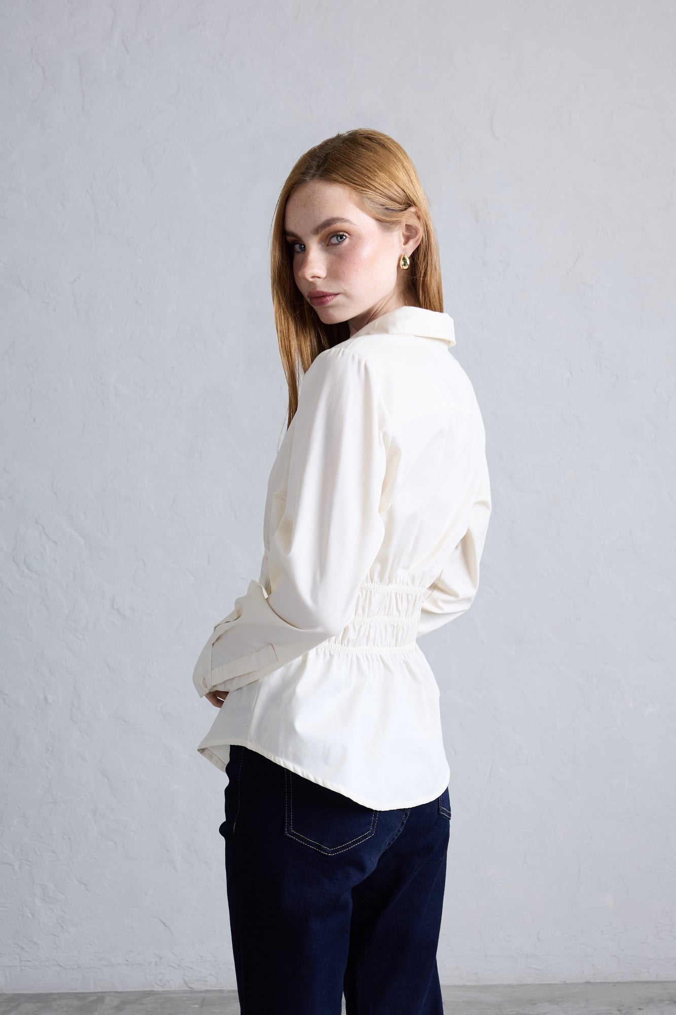 BLUSA CLÁSICA CINTURÓN - 4