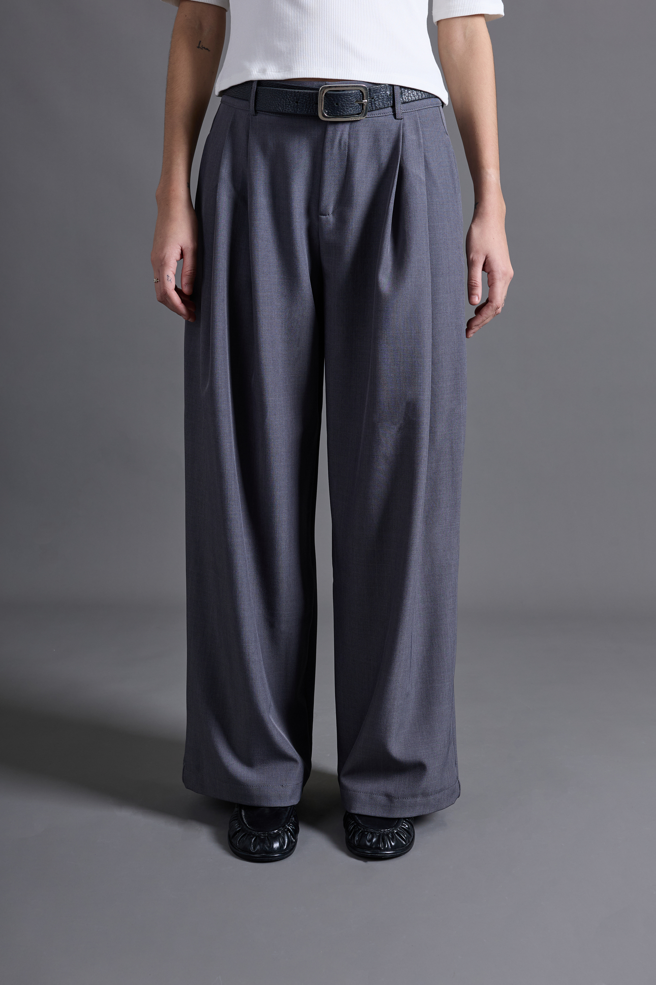 PANTALÓN WIDE LEG PLIEGUES - 1