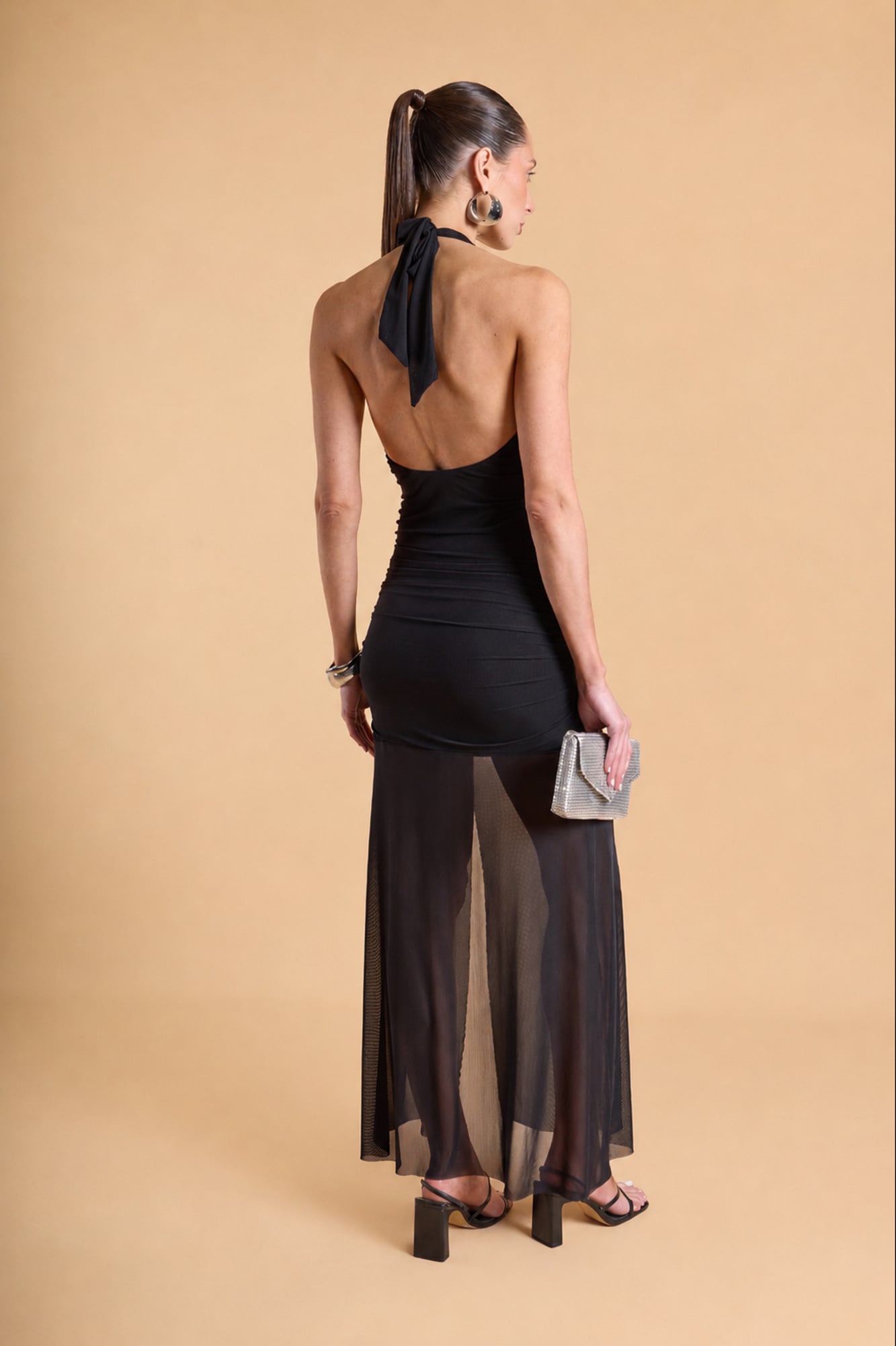 VESTIDO HALTER DRAPEADO - 4