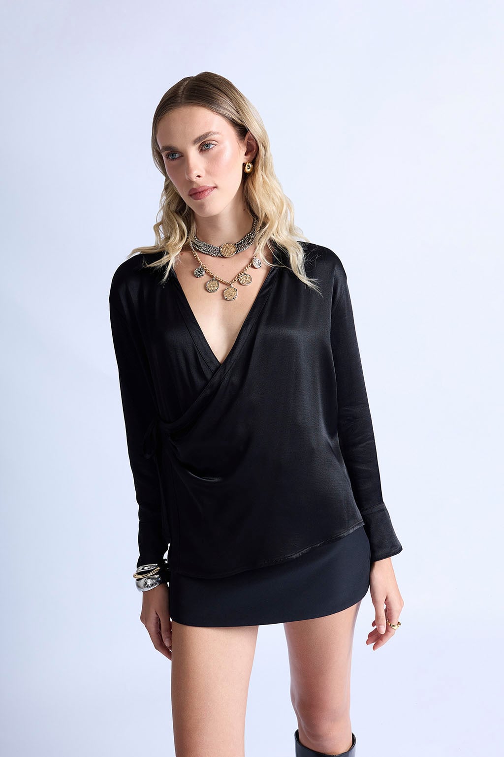 BLUSA TRASLAPE SATÍN - 1