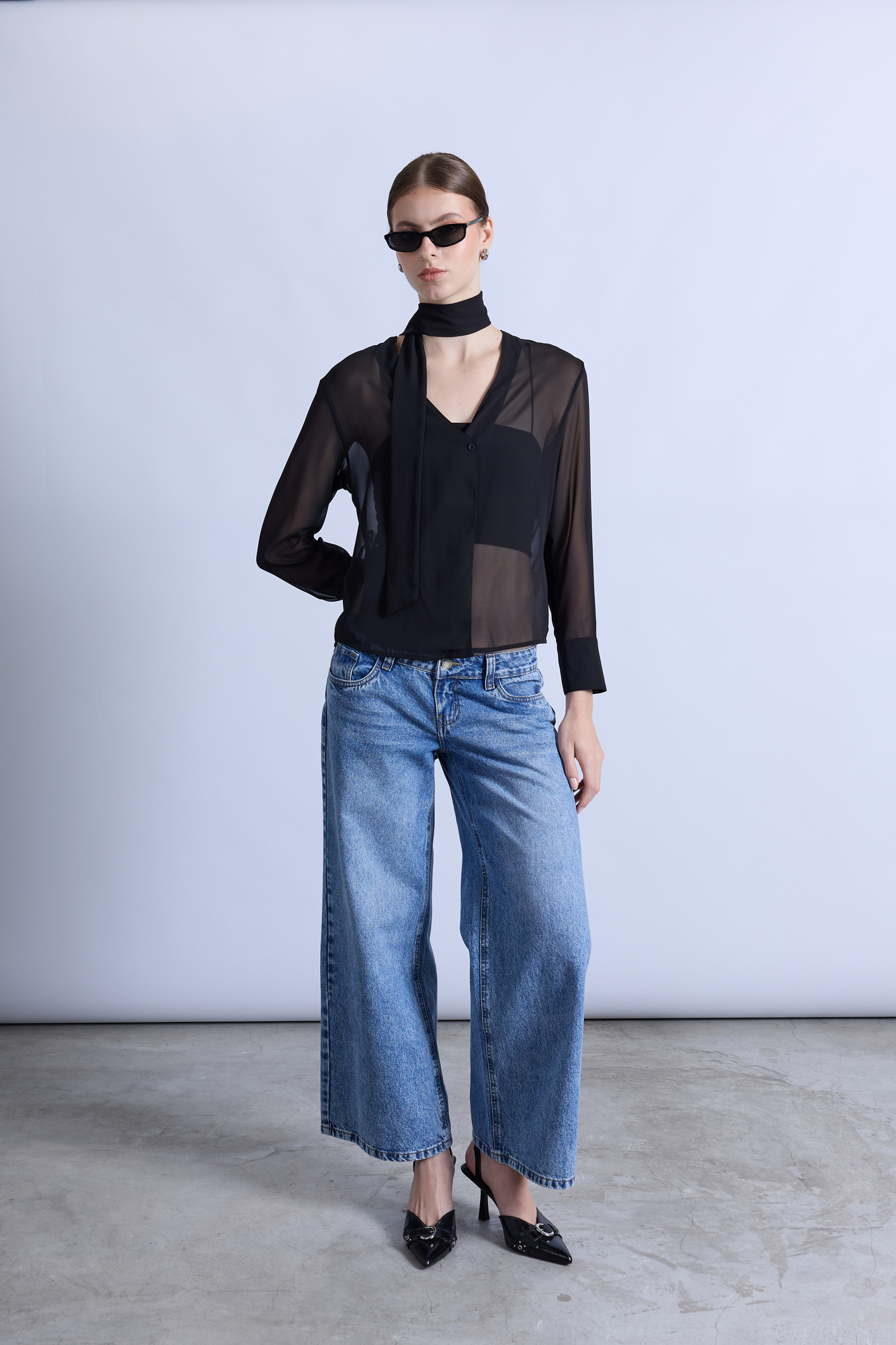 BLUSA CON FULAR - 6