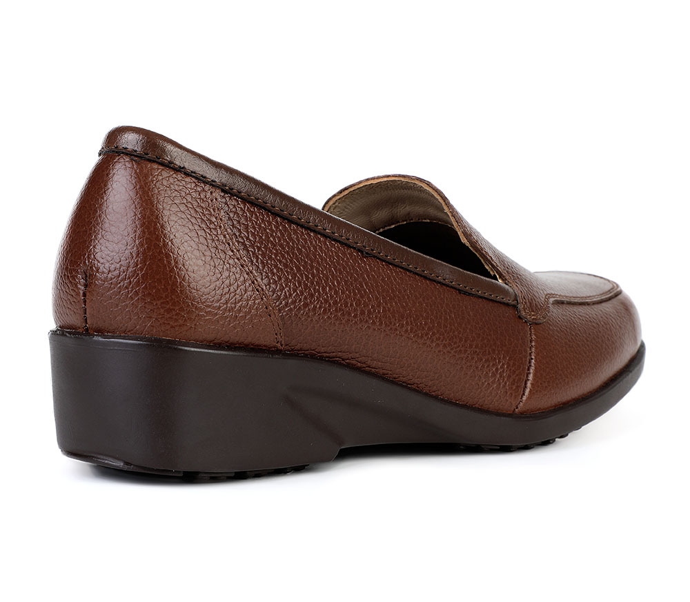 MOCASINES CASUALES PARA MUJER BATA MARRÓN - 3