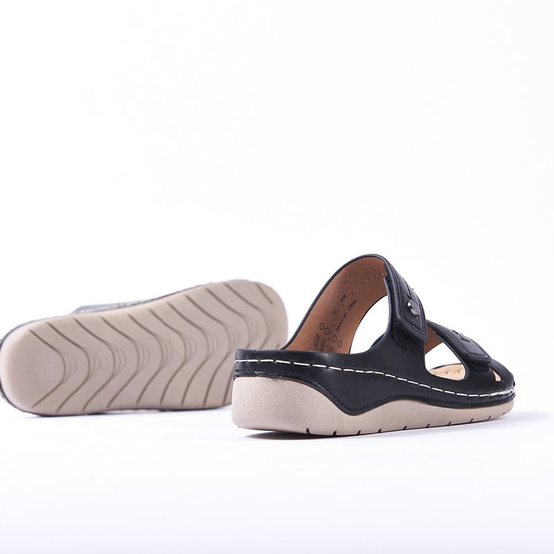 SANDALIAS MUJER BATA NEGRO CASUALES COMFIT - 4