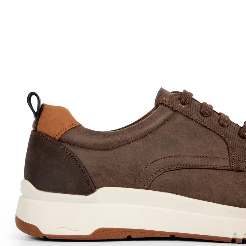 ZAPATOS CASUALES PARA HOMBRE BATA COMFIT MARRÓN - 3