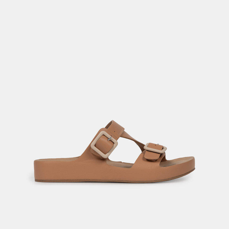 SANDALIAS MUJER BATA MARRÓN CASUALES COMFIT - 2