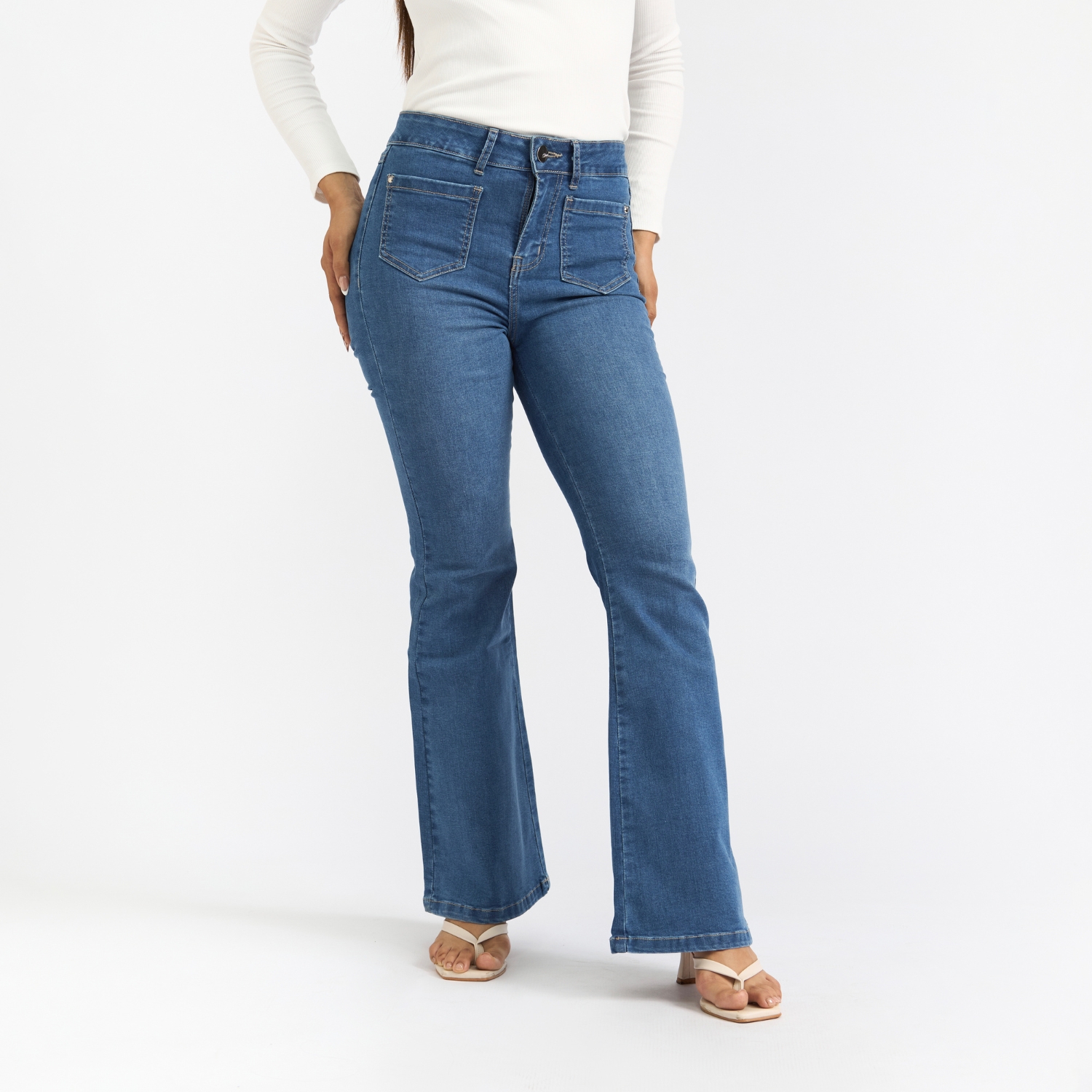 JEAN FLARE MUJER PARADA111 JANDYX - 1