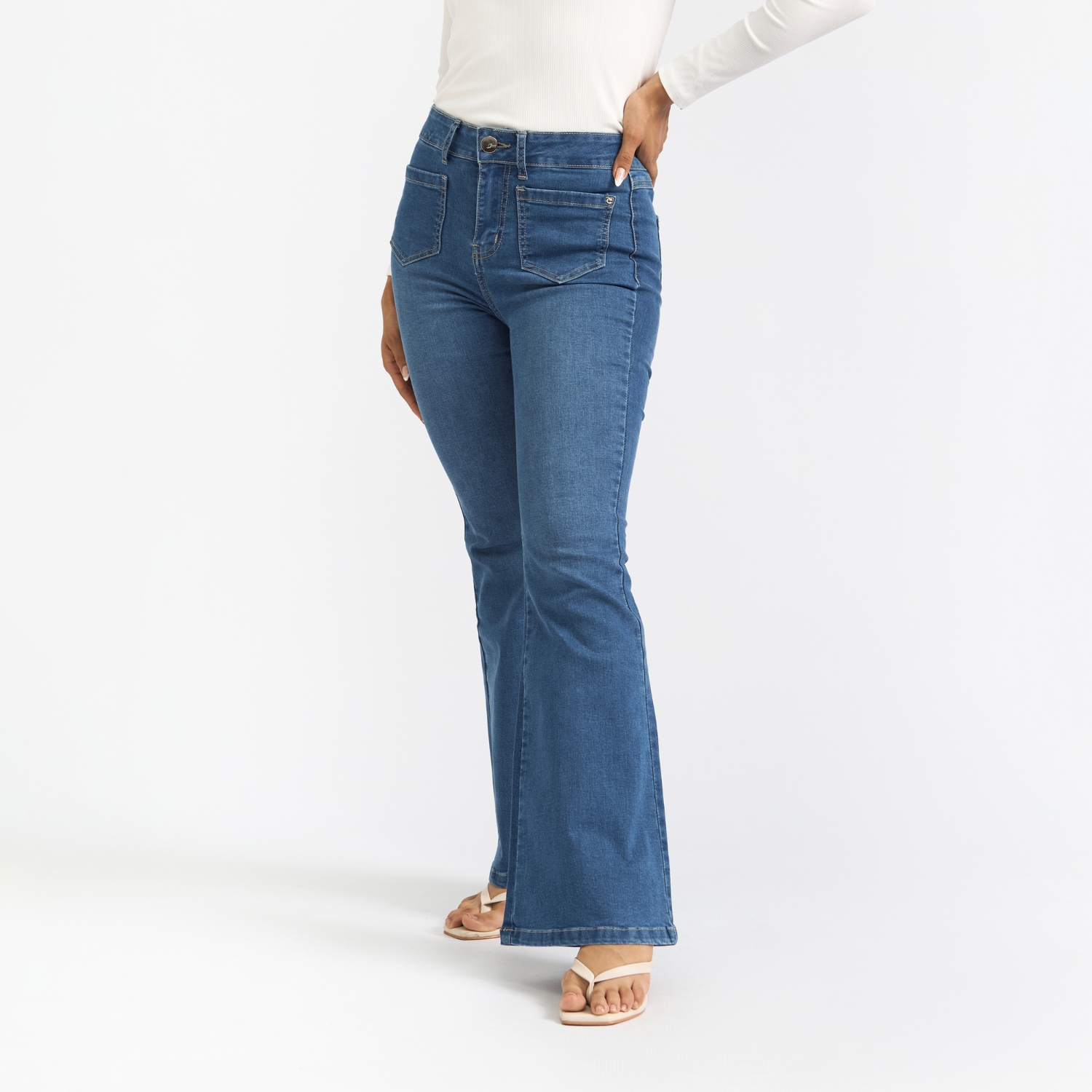 JEAN FLARE MUJER PARADA111 JANDYX - 2