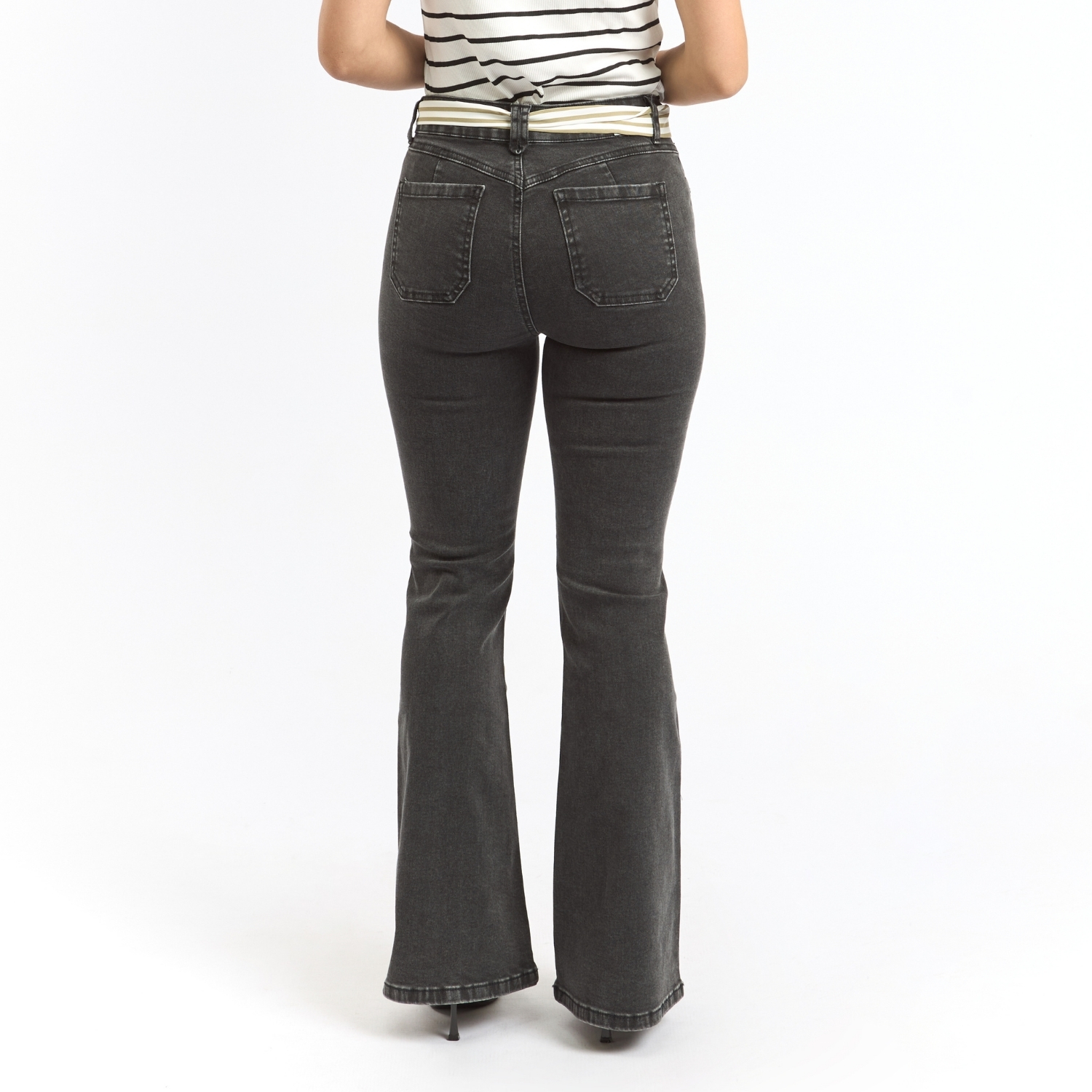 JEAN FLARE MUJER PARADA 111 FRYDDAX - 3