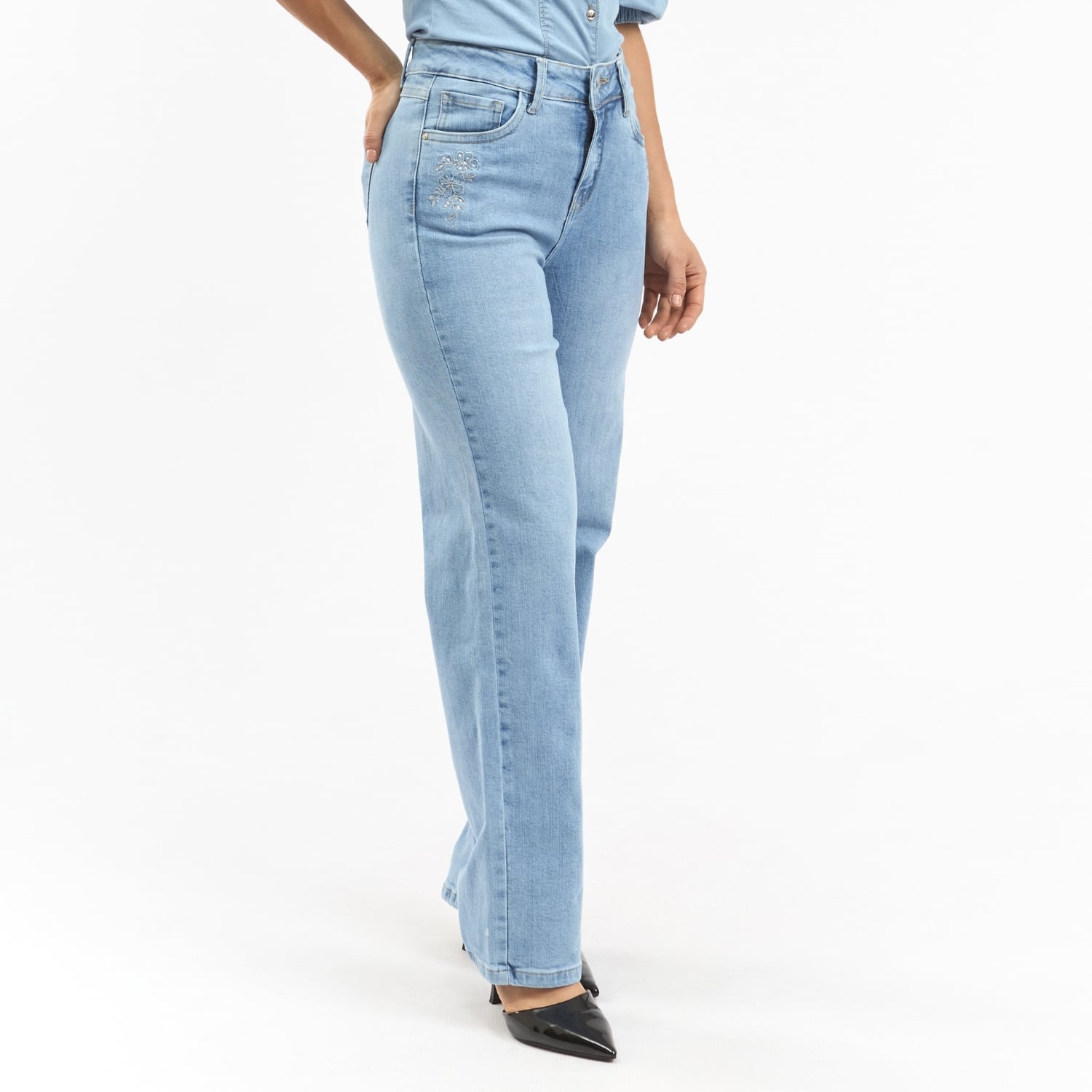 PANTALON JEAN RECTO PARA MUJER PARADA 111 LORETO - 2