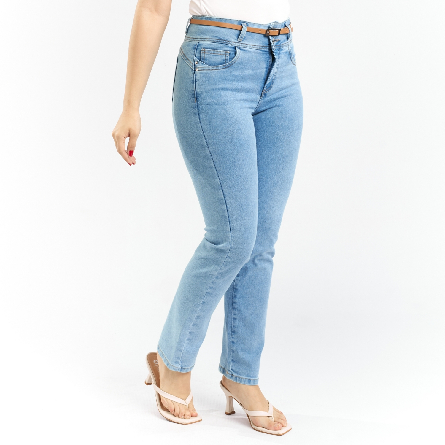 JEAN RECTO MUJER PARADA 111 SHARIS - 2