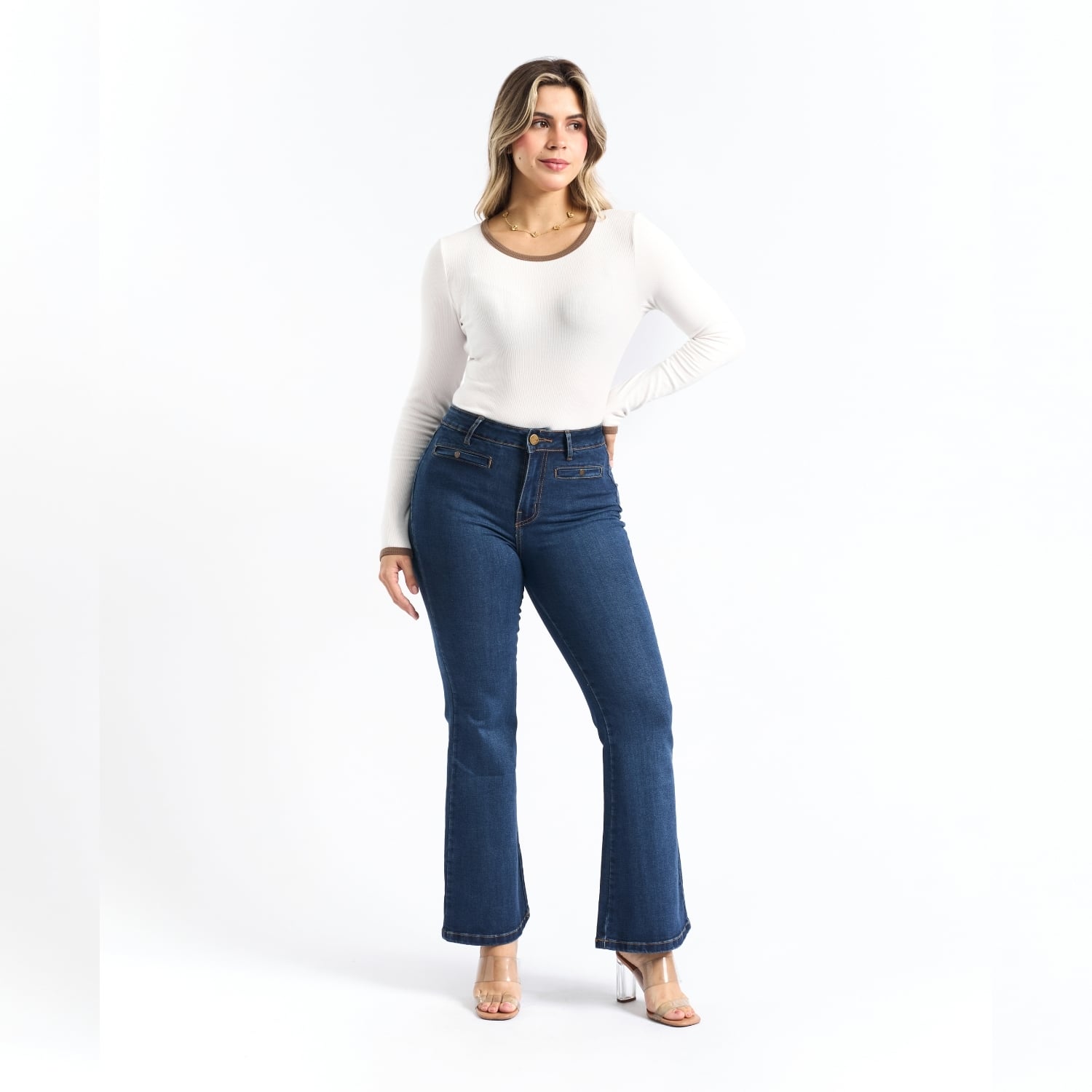 JEAN FLARE MUJER PARADA 111 MILAGROS - 5