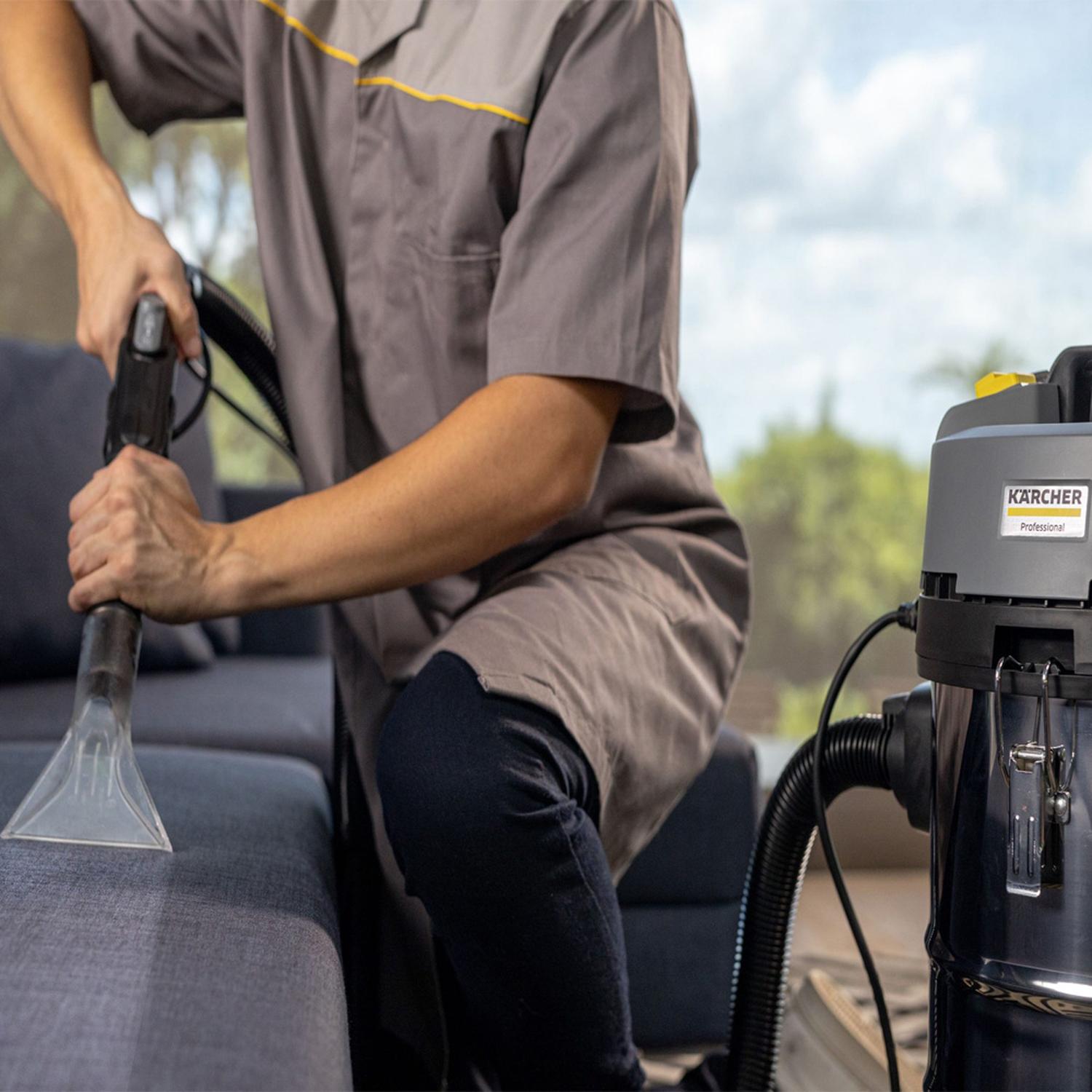 LAVA ASPIRADORA/TAPICES 1700W 30 LITROS KARCHER PUZZI 4/30 - 6
