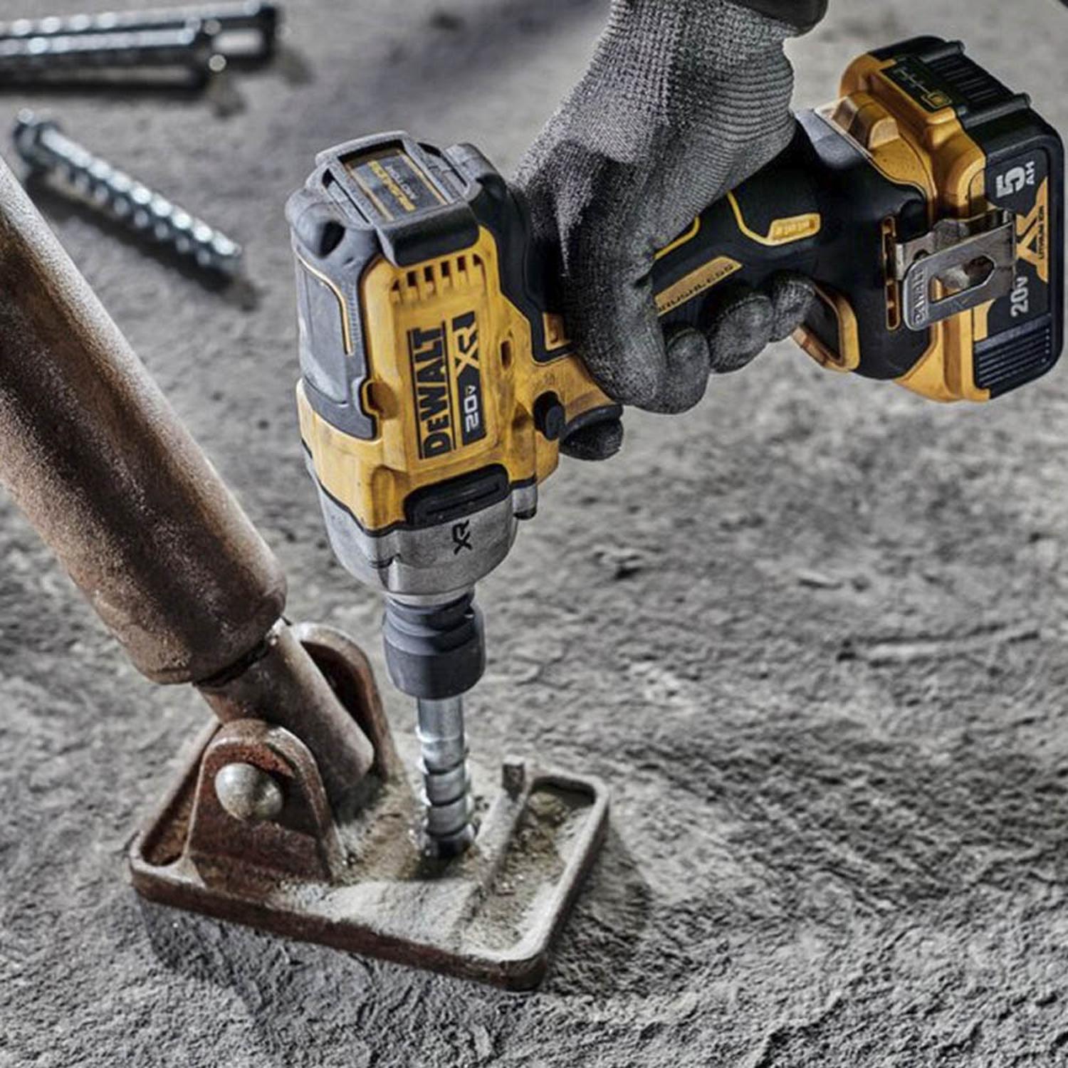 LLAVE DE IMPACTO 1/2' 20V BRUSHLESS 812NM BARETOOL DEWALT DCF891B - 5