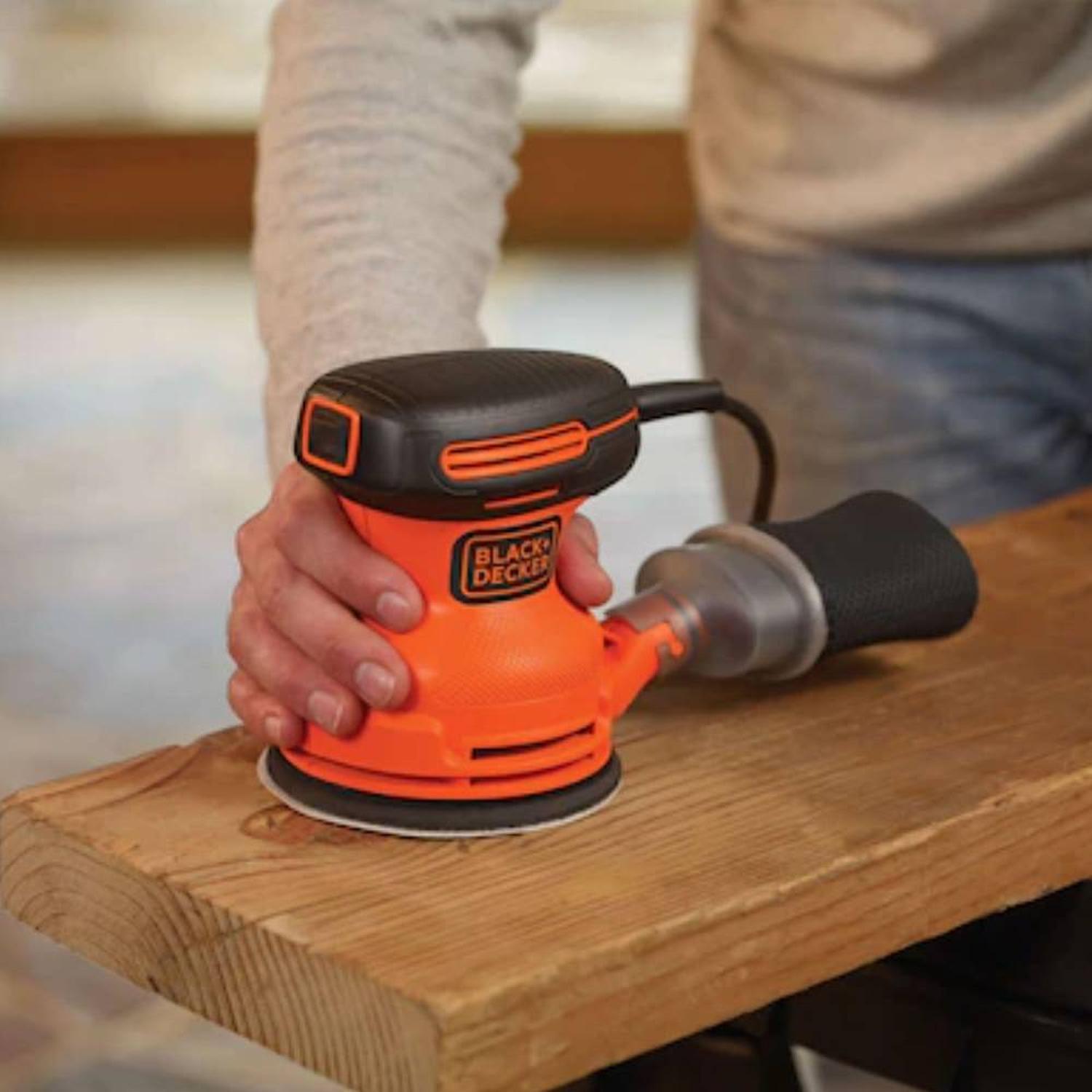 LIJADORA EXCENTRICA 5' 125MM 180W BLACK AND DECKER BDERO100-B2 - 5