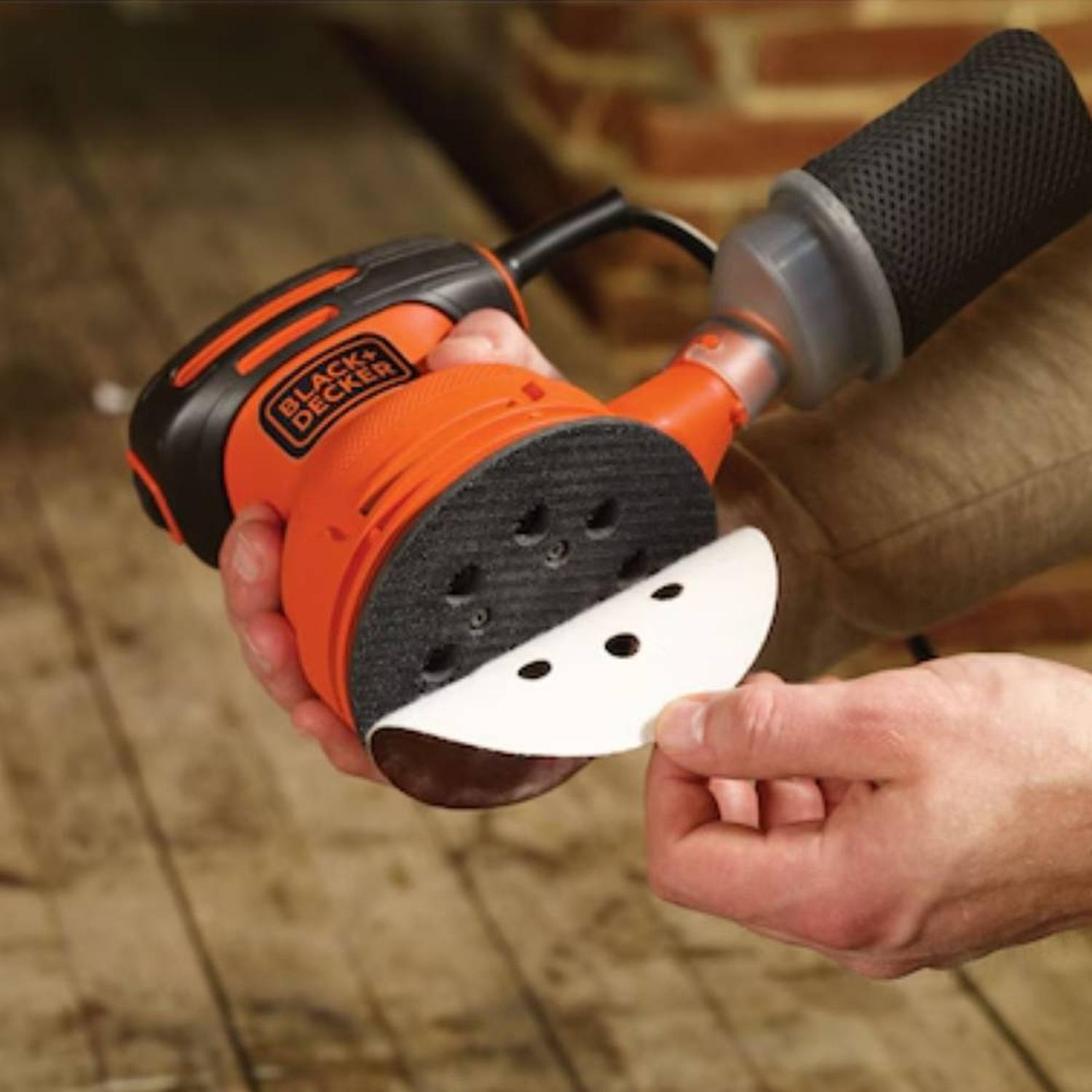 LIJADORA EXCENTRICA 5' 125MM 180W BLACK AND DECKER BDERO100-B2 - 6
