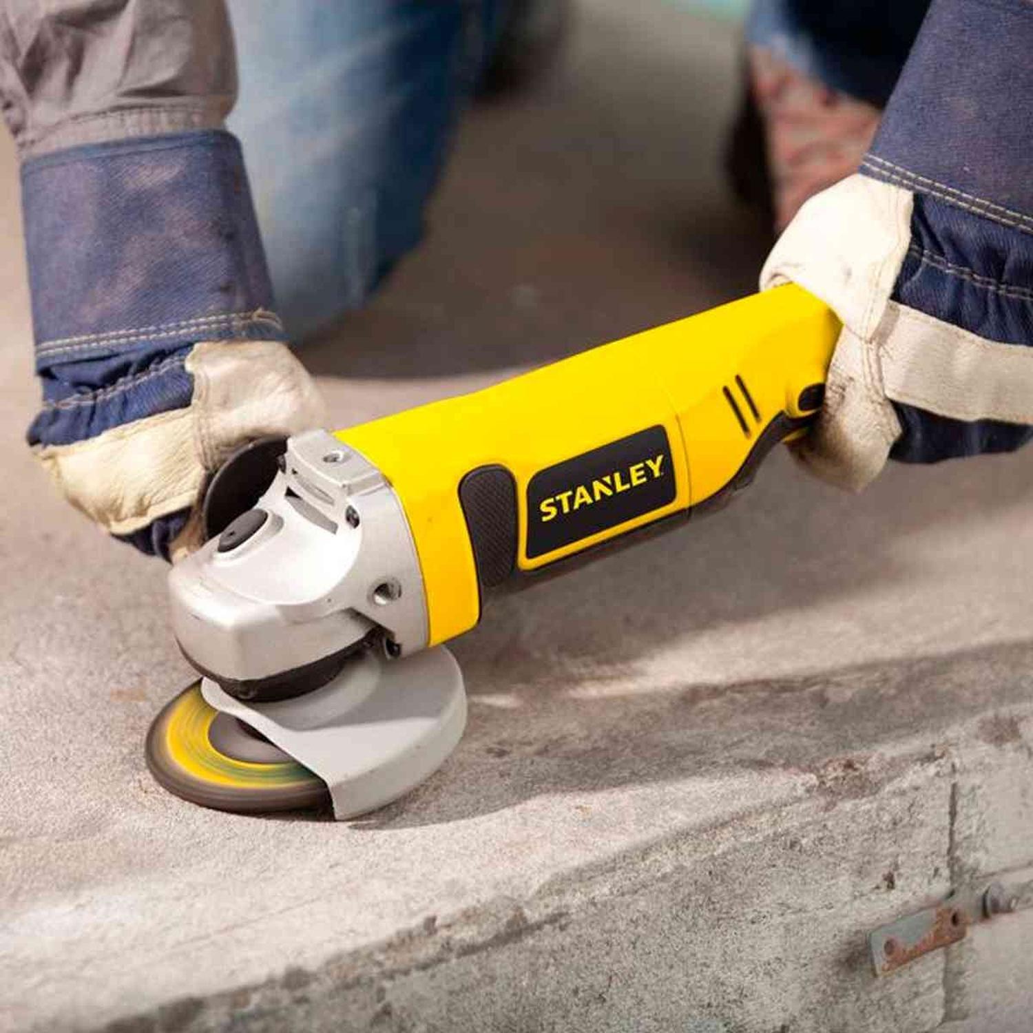 AMOLADORA ANGULAR 4 1/2 1000W 11000 RPM STANLEY STGS1011-B2 - 3