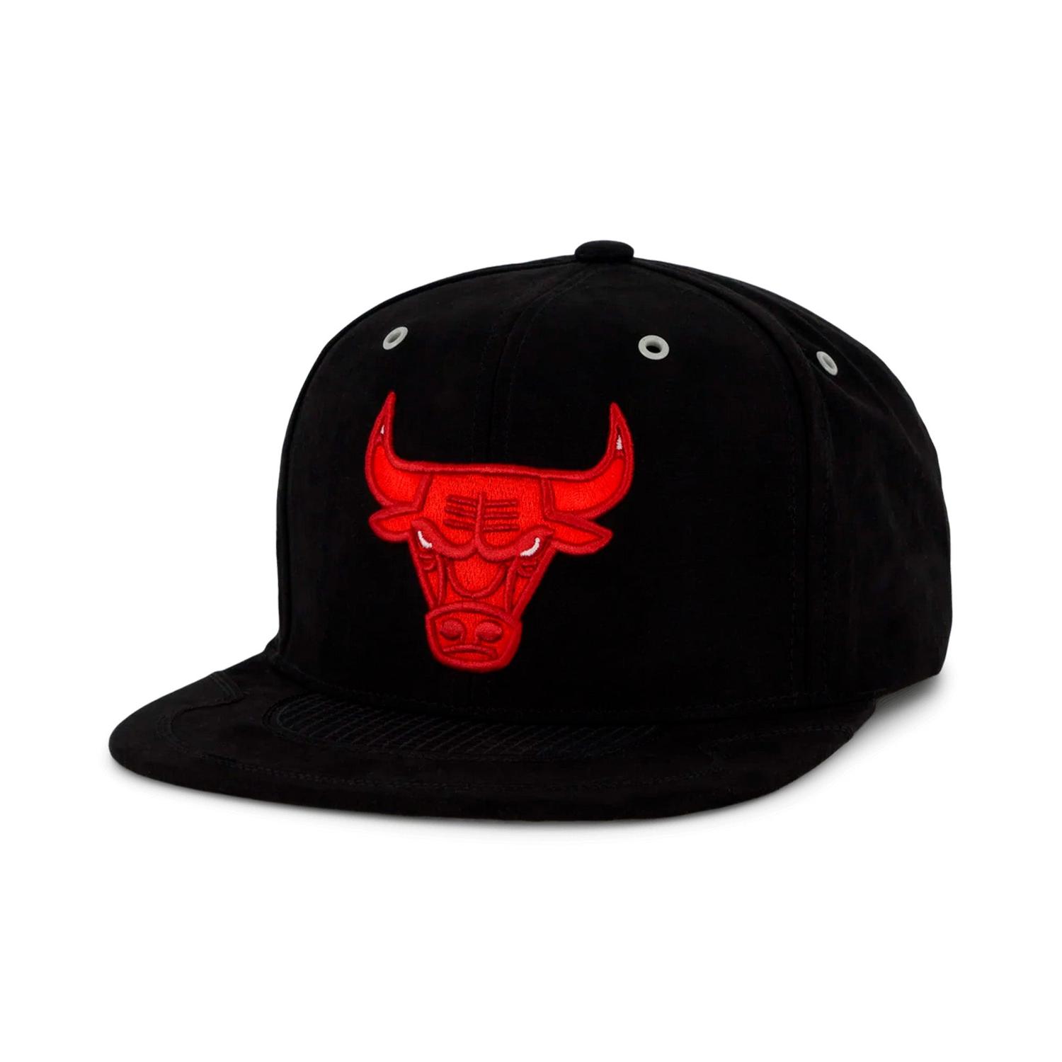 GORRA MITCHELL Y NESS NBA CHICAGO BULLS HHSS5822 CBUYYPPPBKR - 2