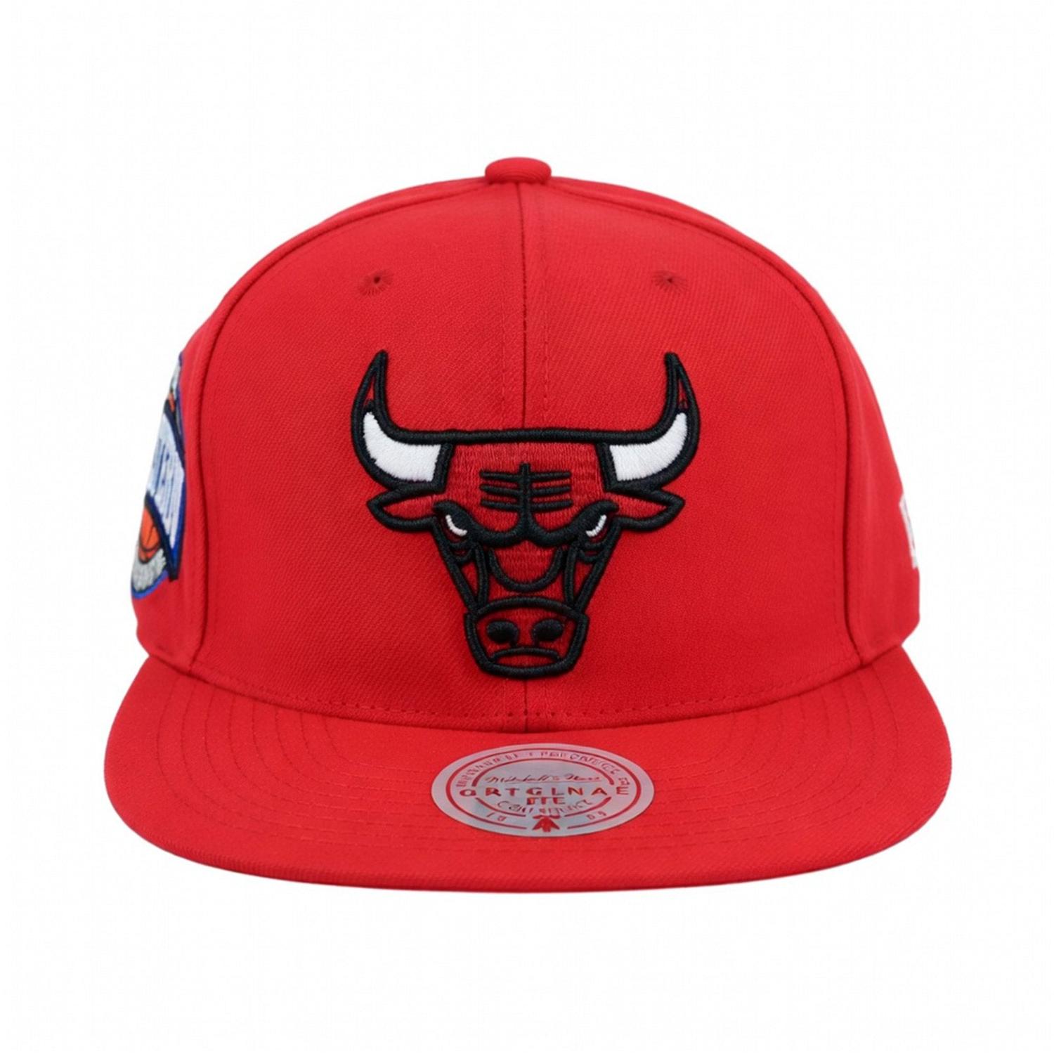 GORRA MITCHELL Y NESS NBA CHICAGO BULLS - 1