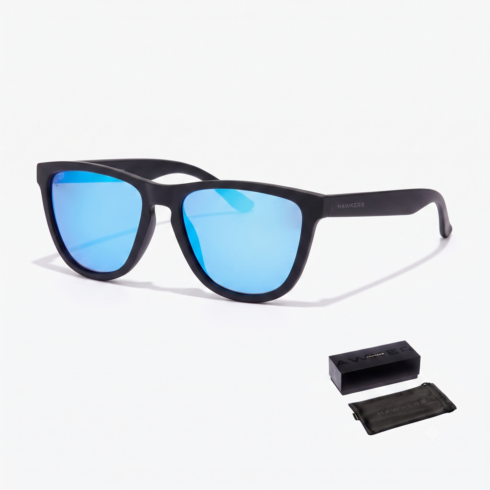 LENTES DE SOL HAWKERS ONE OTR30 NEGRO CARBON CELESTE ESPEJADO TALLA 54MM - LOAIZAR.PE - 1