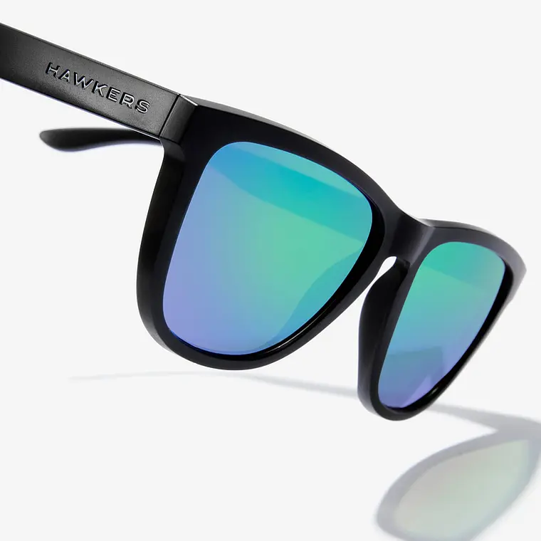 LENTES DE SOL POLARIZADO HAWKERS ONE RAW BLACK EMERALD HONR21BFTP - TALLA 54MM - LOAIZAR.PE - 6