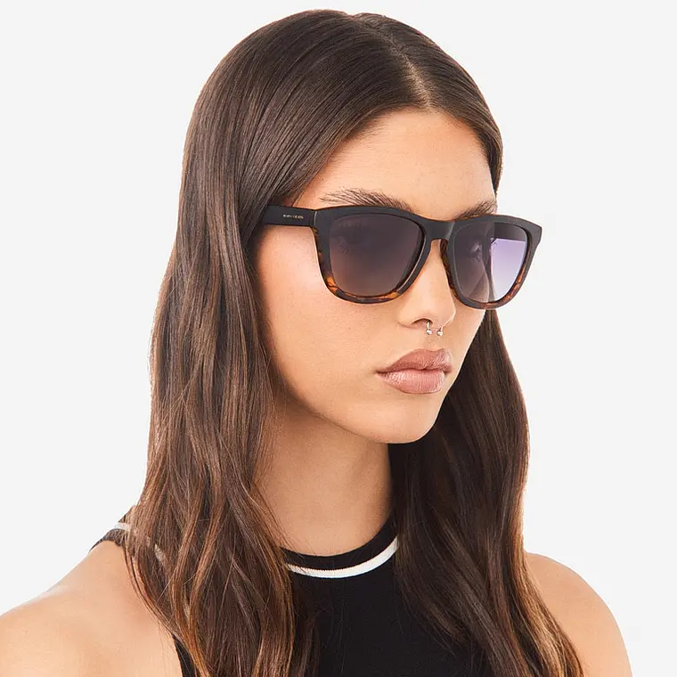 LENTES DE SOL POLARIZADO HAWKERS ONE COLT BLACK CAREY GREY HOCL22BGTP - TALLA 53MM - LOAIZAR.PE - 2