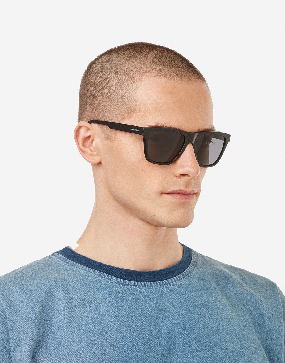 LENTES DE SOL HAWKERS ONE RAW LS HOLR21BBT0 NEGRO MATE BLACK 54MM - LOAIZAR.PE - 2