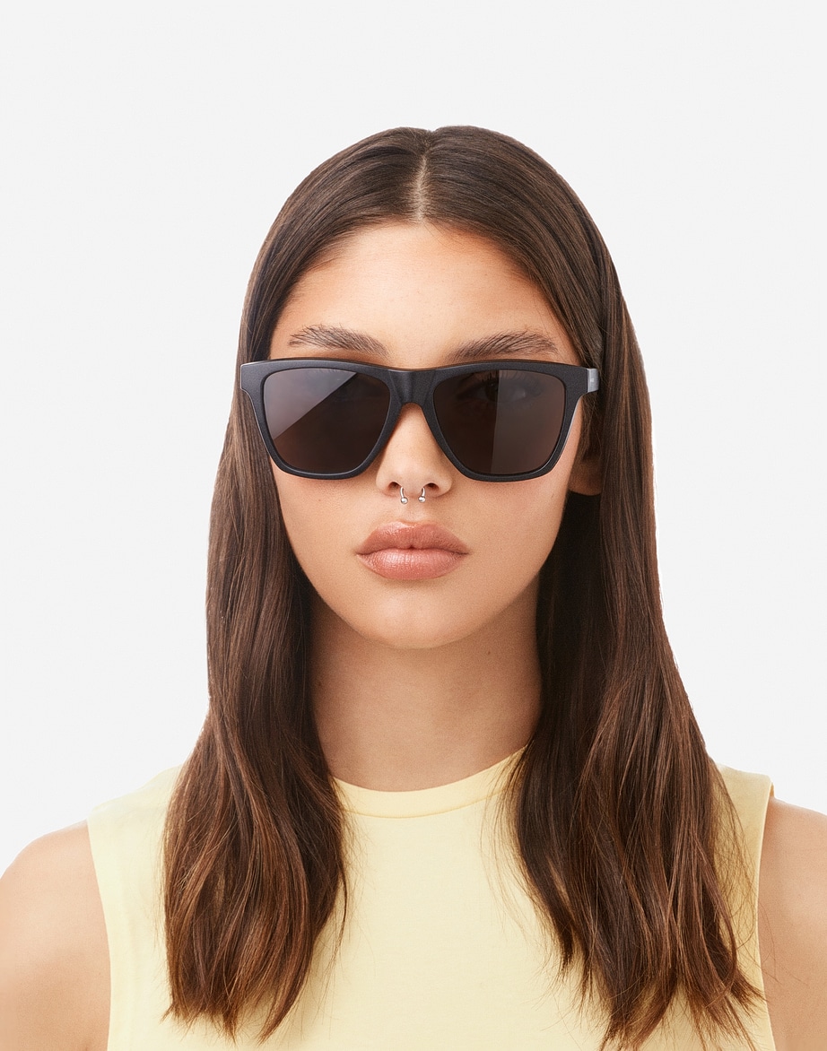 LENTES DE SOL HAWKERS ONE RAW LS HOLR21BBT0 NEGRO MATE BLACK 54MM - LOAIZAR.PE - 3