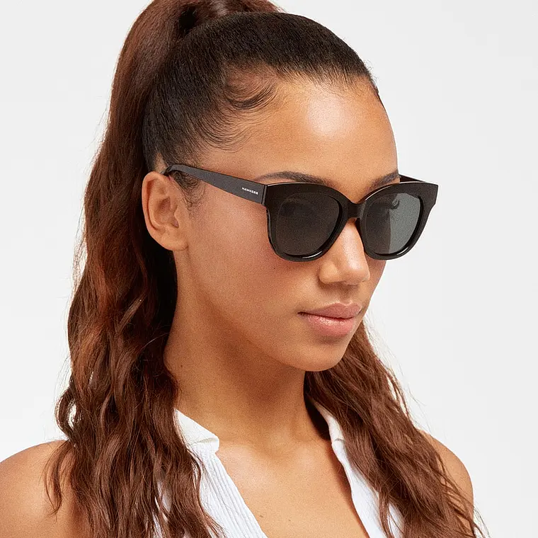 LENTES DE SOL POLARIZADO HAWKERS AUDREY NEUVE BLACK GREY HANE22BGTP - TALLA 51MM - LOAIZAR.PE - 2