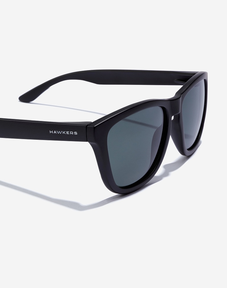 LENTES DE SOL POLARIZADO HAWKERS ONE HOCL22BBTP COLT NEGRO GRIS TALLA 54MM - LOAIZAR.PE - 6