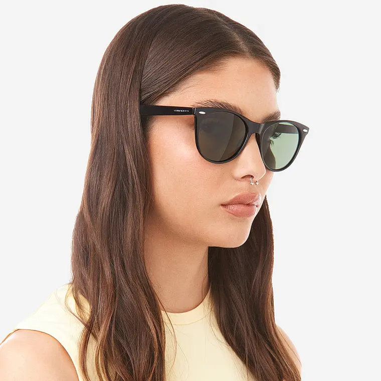 LENTES DE SOL POLARIZADO HAWKERS HARLOW BLACK VERDE HHAR22BETP - TALLA 54MM - LOAIZAR.PE - 2