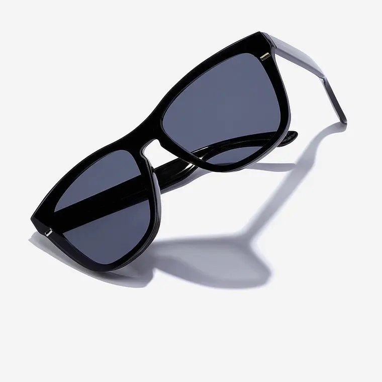 LENTES DE SOL HAWKERS ONE DREAM BLACK GREY HODR22BBTP - TALLA 54MM - LOAIZAR.PE - 8