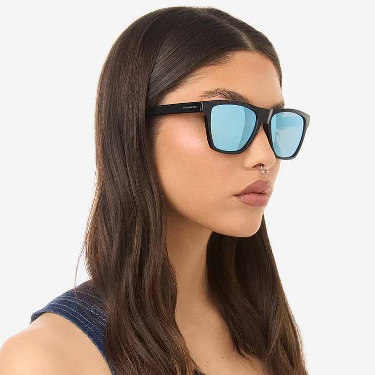 LENTES DE SOL POLARIZADO ONE LS RODEO BLACK CHROME HOLR22BLTP UNISEX - TALLA 53MM - LOAIZAR.PE - 2