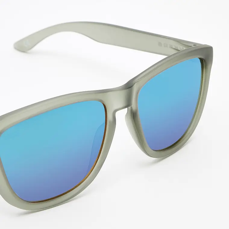 LENTES DE SOL POLARIZADO HAWKERS ONE FROZEN GREY SKY O16 - TALLA 54MM - LOAIZAR.PE - 7