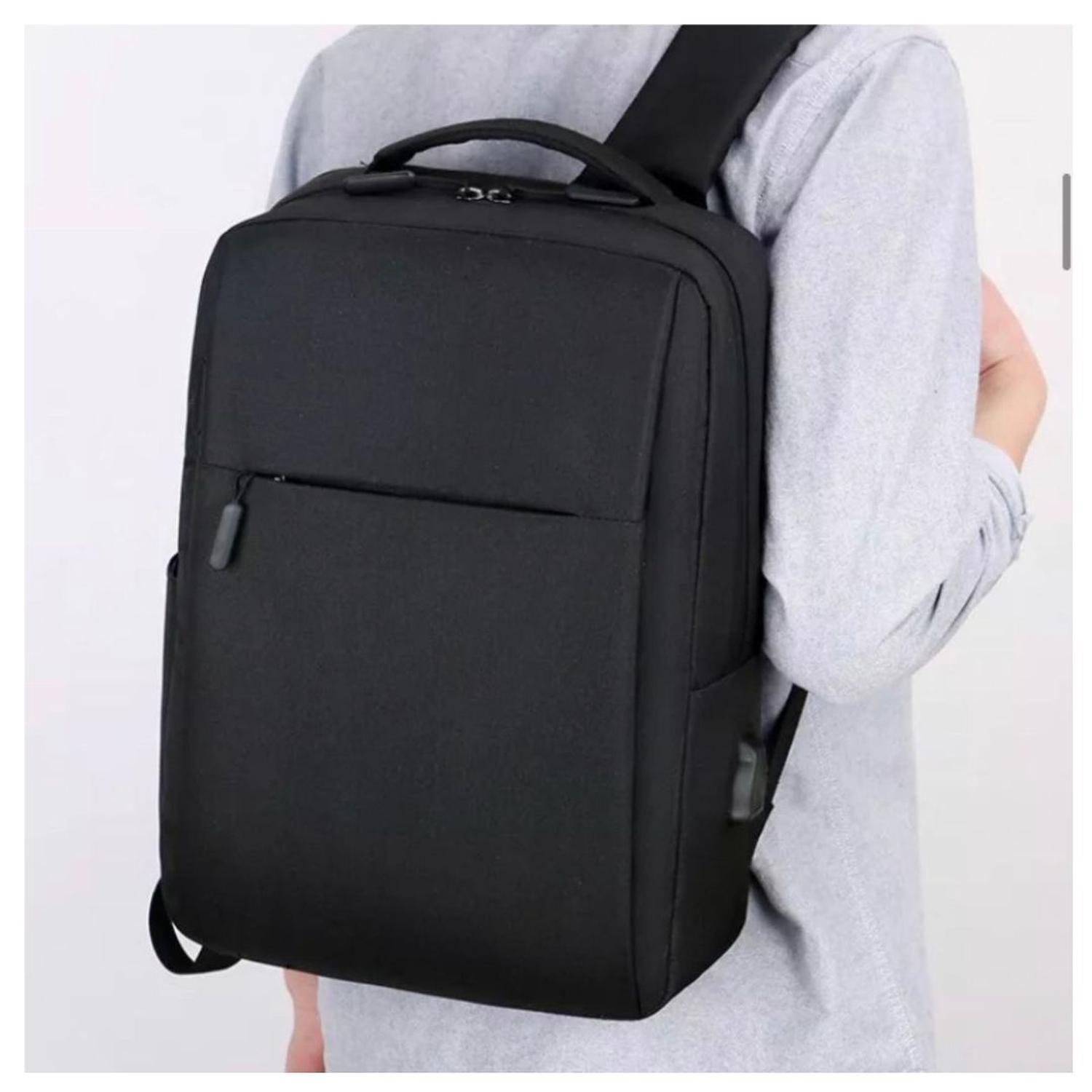 MOCHILA ANTIRROBO PARA LAPTOP CON PUERTO USB IMPERMEABLE - 4