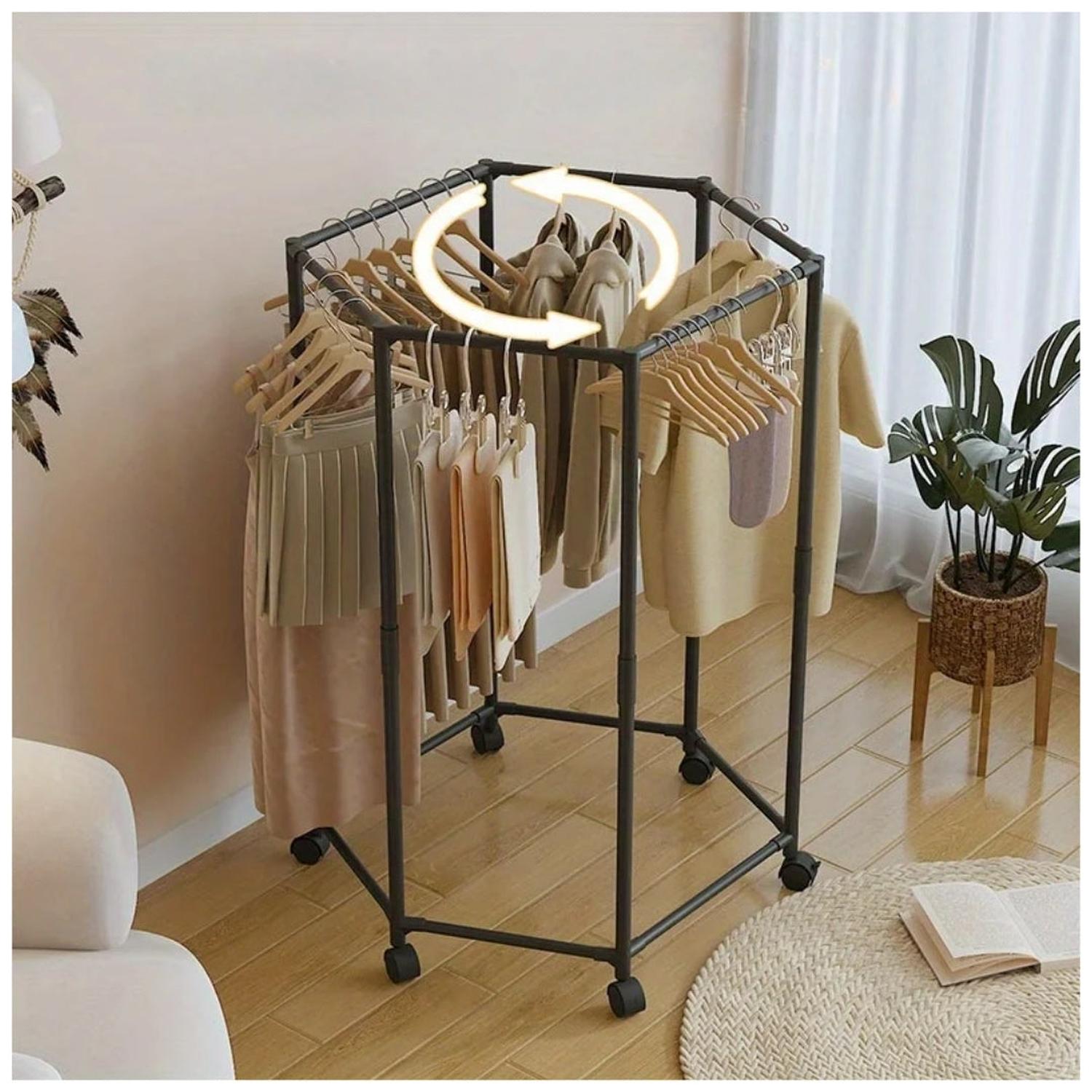 COLGADOR ORGANIZADOR DE ROPA DE 5 BARRAS GIRATORIO 360° CON RUEDAS 120X74X35CM TAMAÑO M - 1