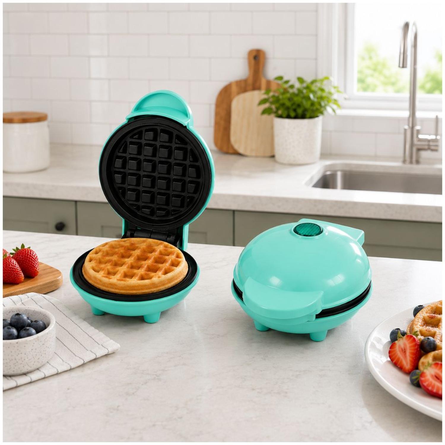 MINI WAFFLERA ANTIADHERENTE ELÉCTRICA PORTÁTIL DE 350W VERDE - 1