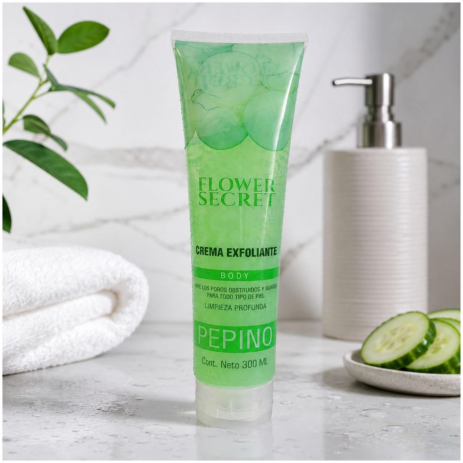 CREMA EXFOLIANTE CORPORAL FLOWER SECRET PEPINO 300 ML LIMPIEZA PROFUNDA - 3
