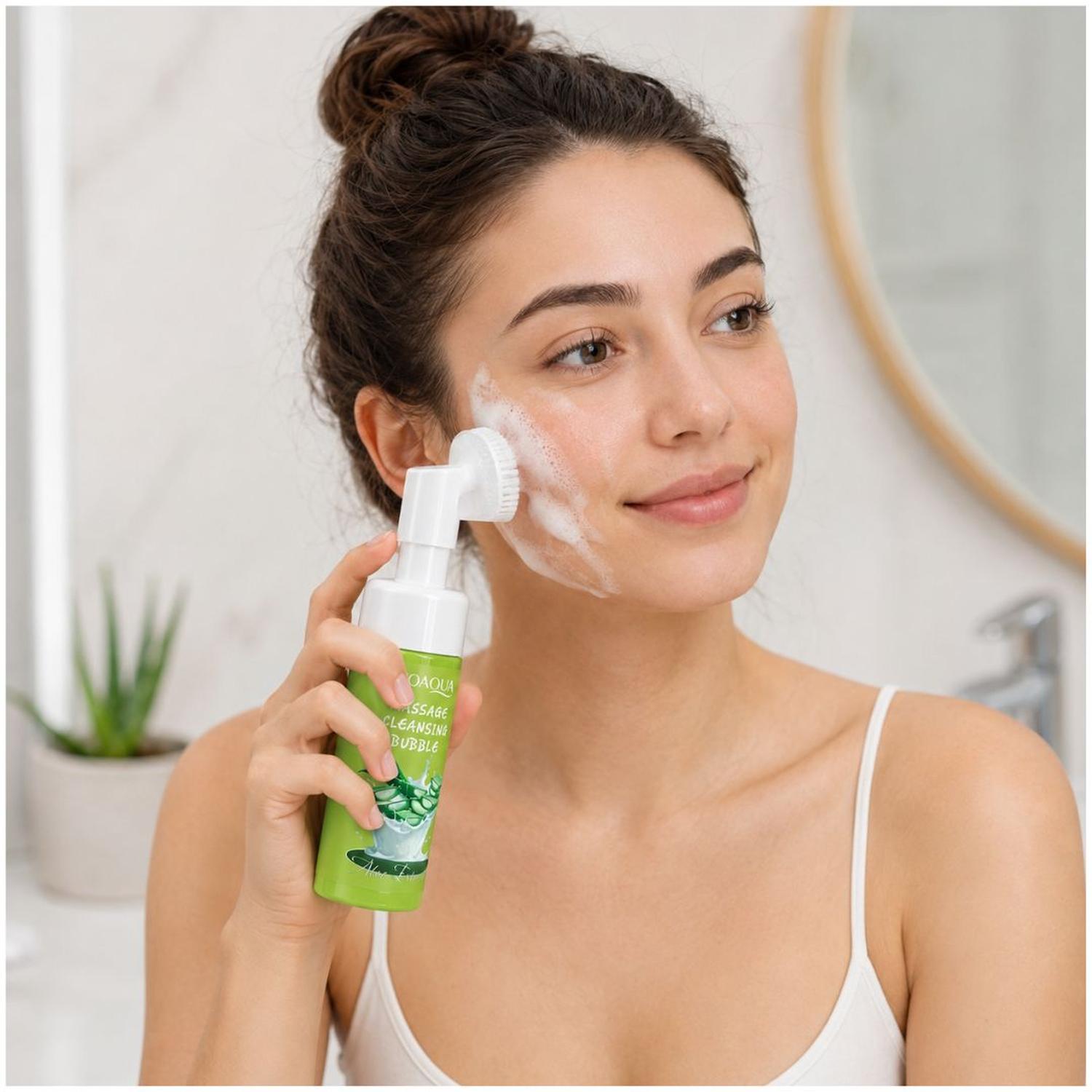 LIMPIADOR DESMAQUILLADOR FACIAL 2 EN 1 BIOAQUA 150ML CON ALOE Y CEPILLO MASAJEADOR - 4